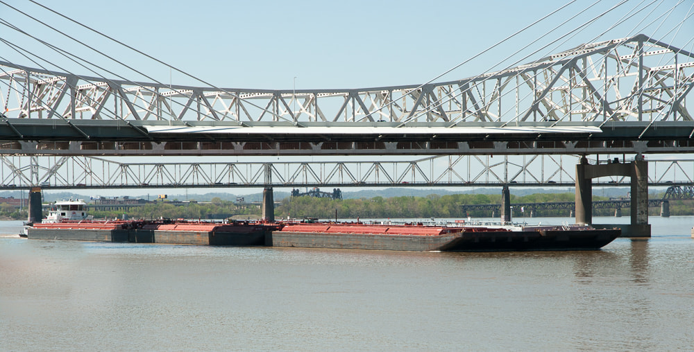 Pentax K20D sample photo. Bridge walk photography