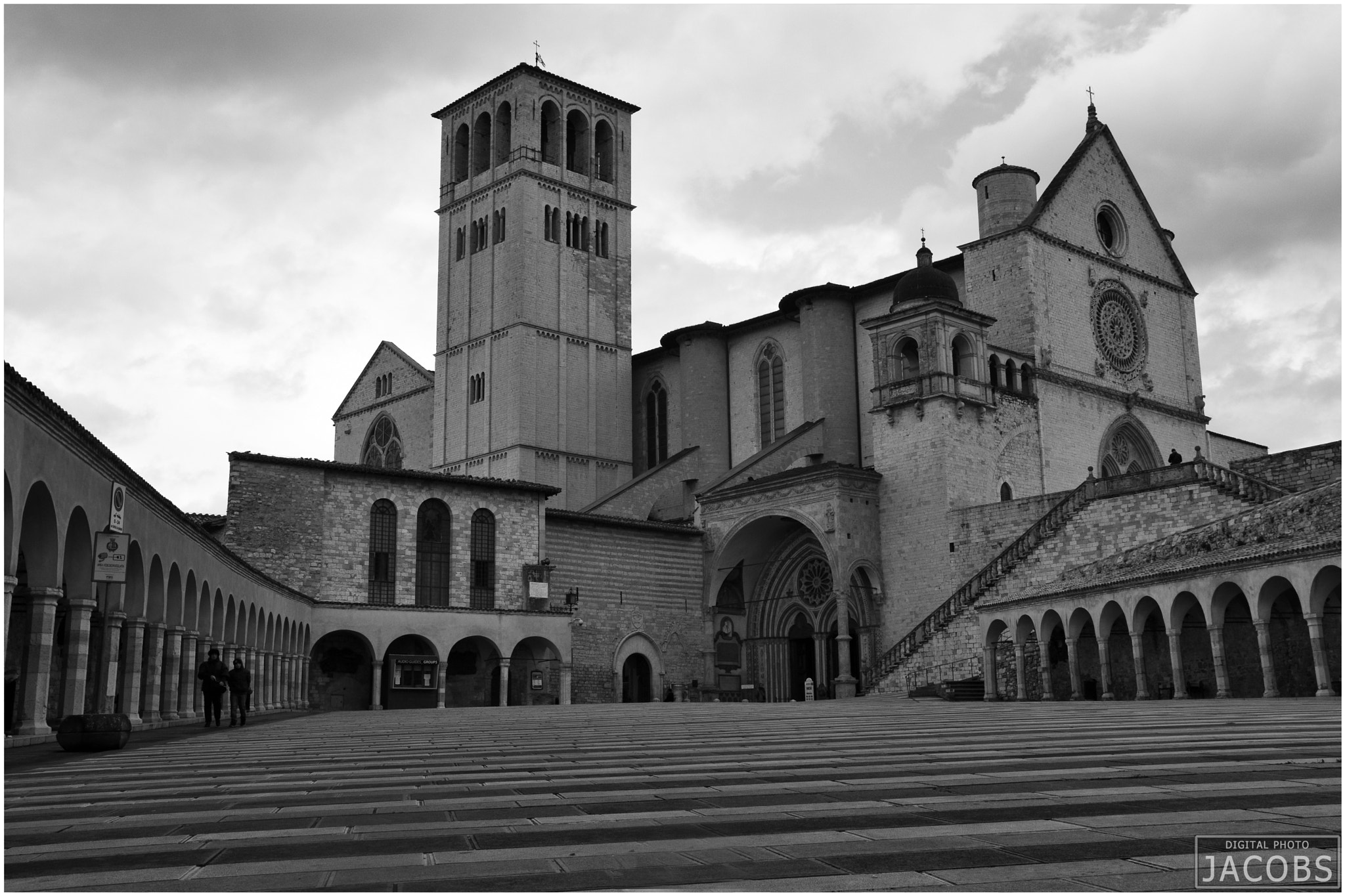 AF Zoom-Nikkor 28-70mm f/3.5-4.5D sample photo. Basilica san francesco bn photography
