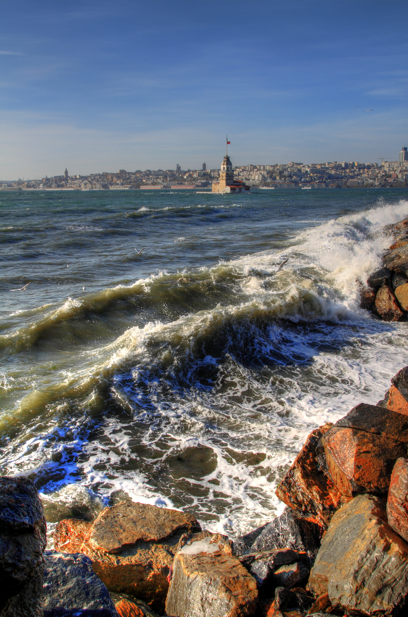 Tamron SP AF 17-50mm F2.8 XR Di II LD Aspherical (IF) sample photo. Southwest wind in istanbul photography