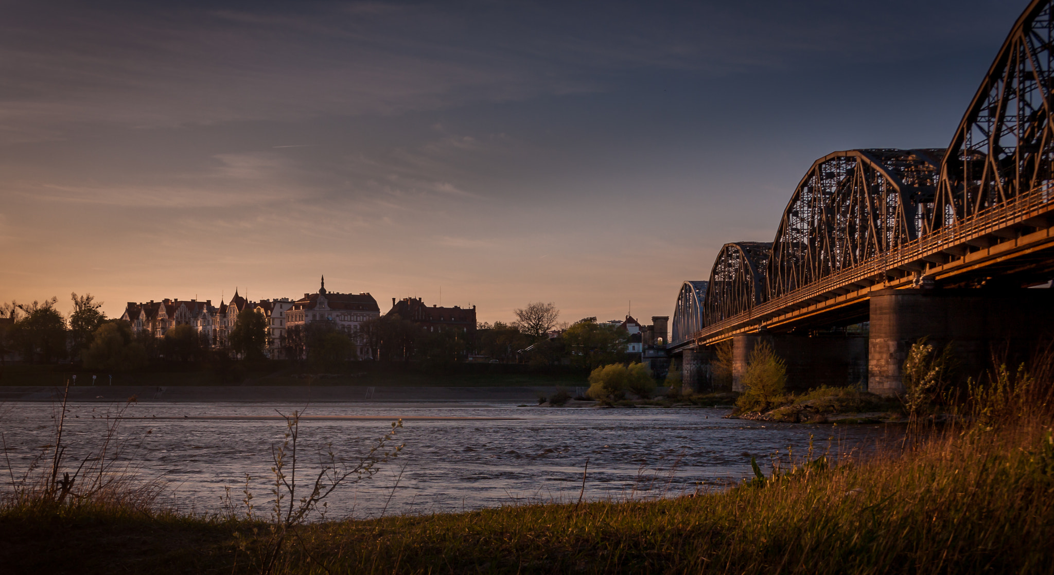 Canon EF-S 18-55mm F3.5-5.6 sample photo. Third_bridge_sunset1 photography
