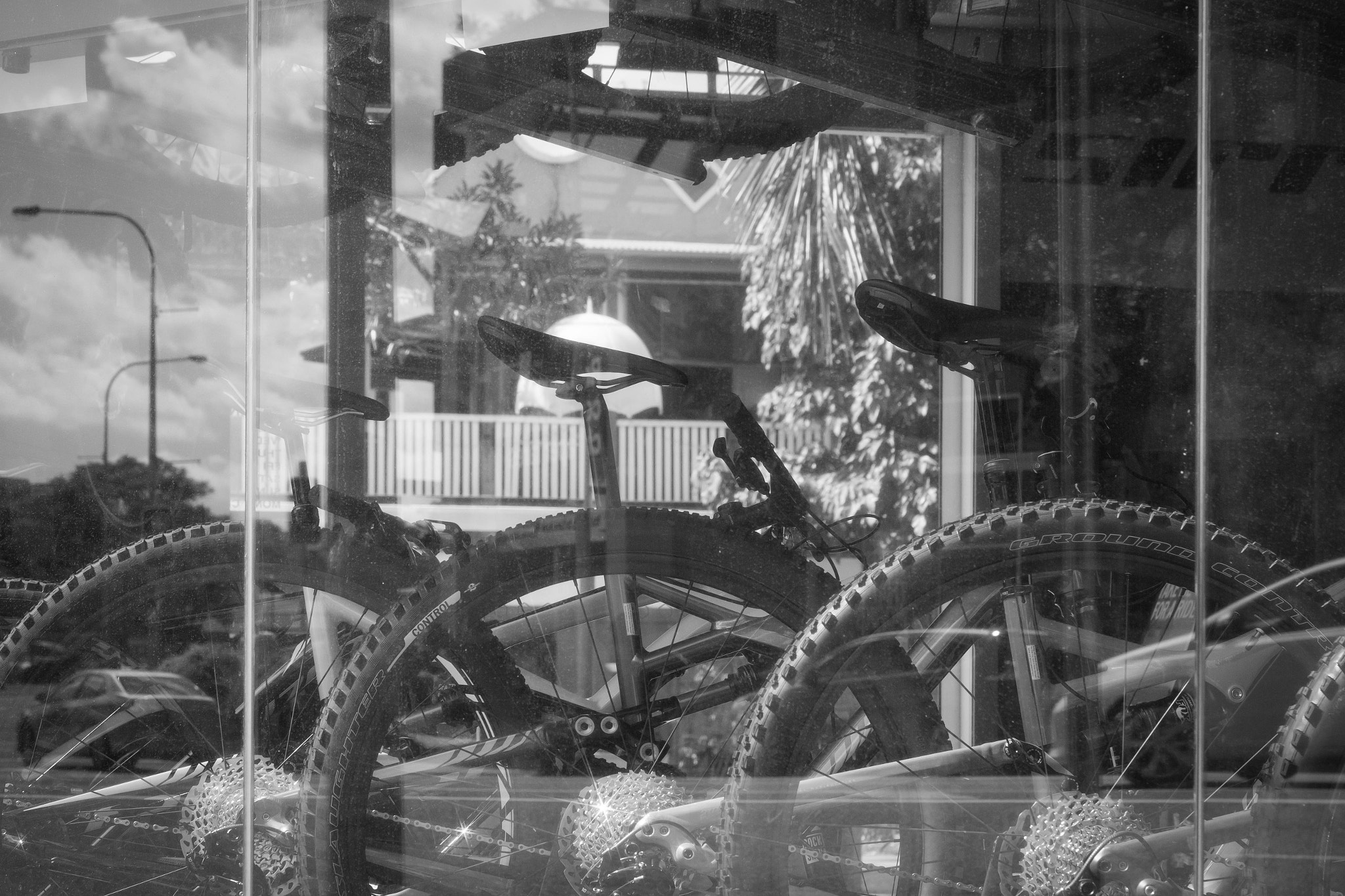 Canon EOS M + Canon EF 50mm F1.8 II sample photo. Woolloongabba #1 photography