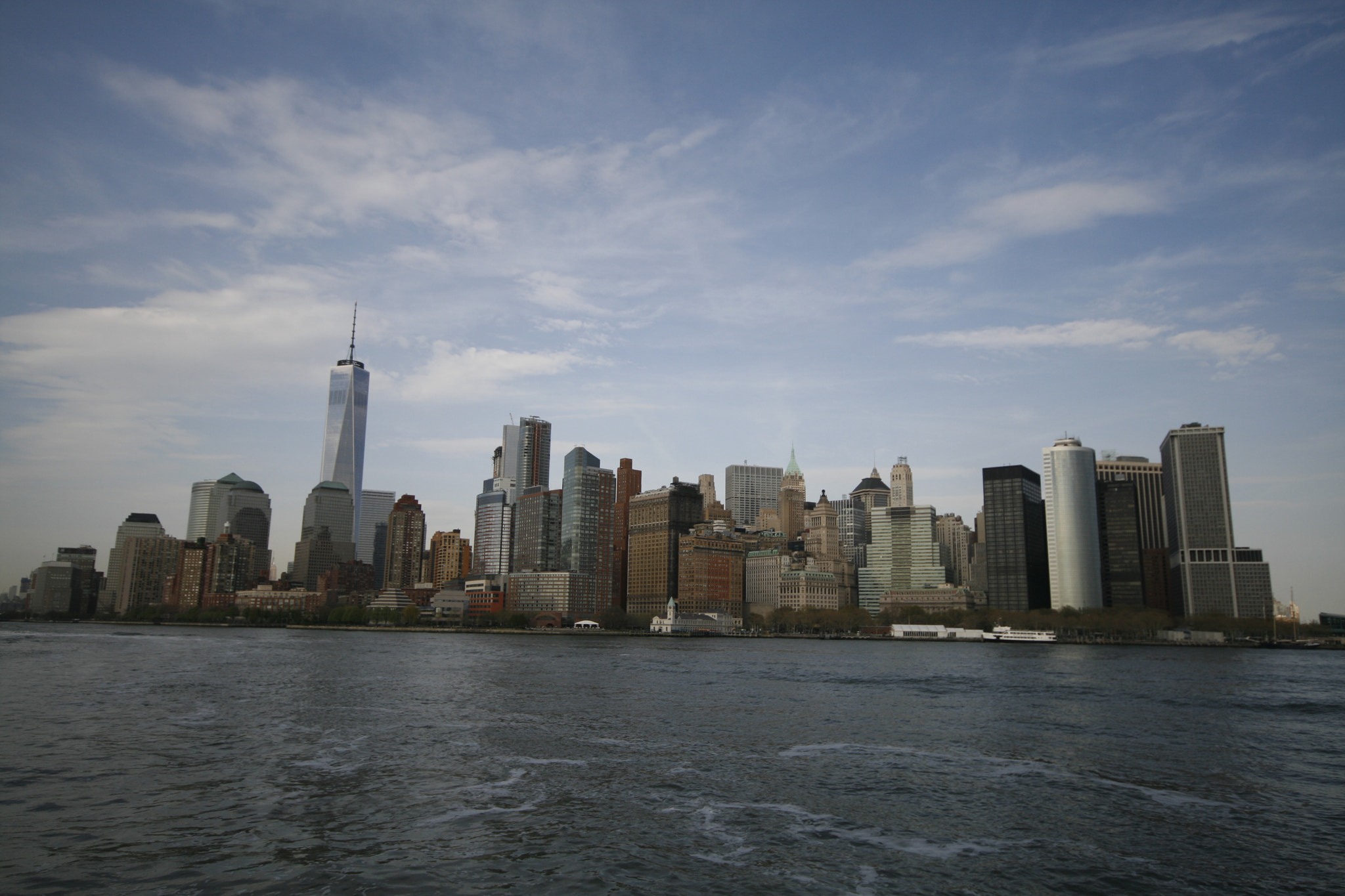 Canon EOS 400D (EOS Digital Rebel XTi / EOS Kiss Digital X) sample photo. Manhattan depuis le ferry photography