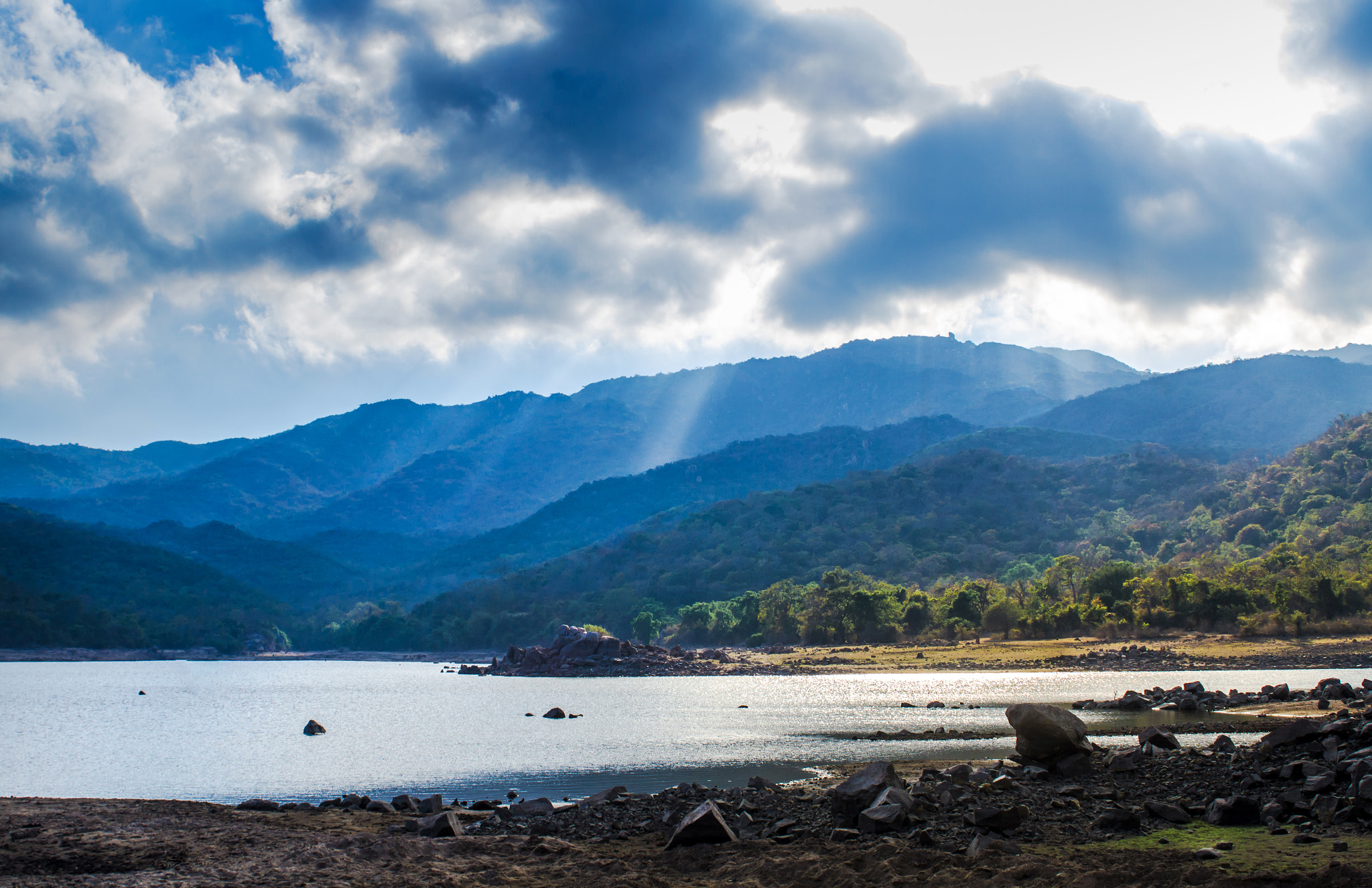 Canon EF 28-80mm f/3.5-5.6 USM sample photo. The heaven's light photography