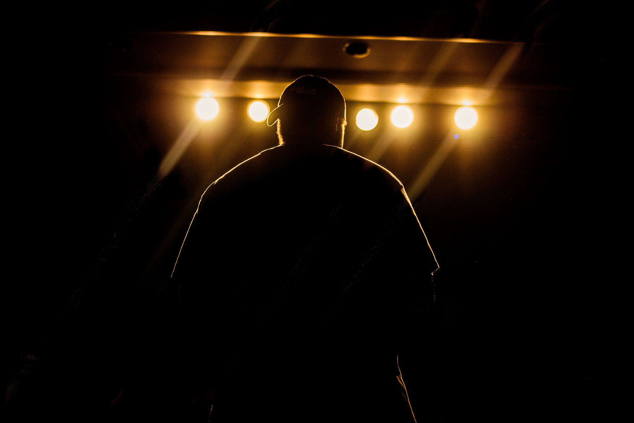 Sigma 24mm F1.4 DG HSM Art sample photo. Gabe palmer comedy photography