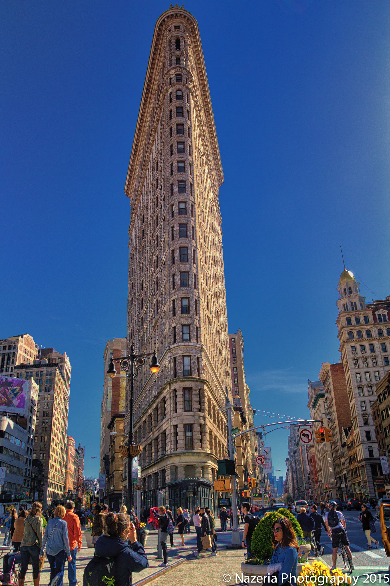 Tamron SP AF 17-50mm F2.8 XR Di II LD Aspherical (IF) sample photo. Flatiron building photography
