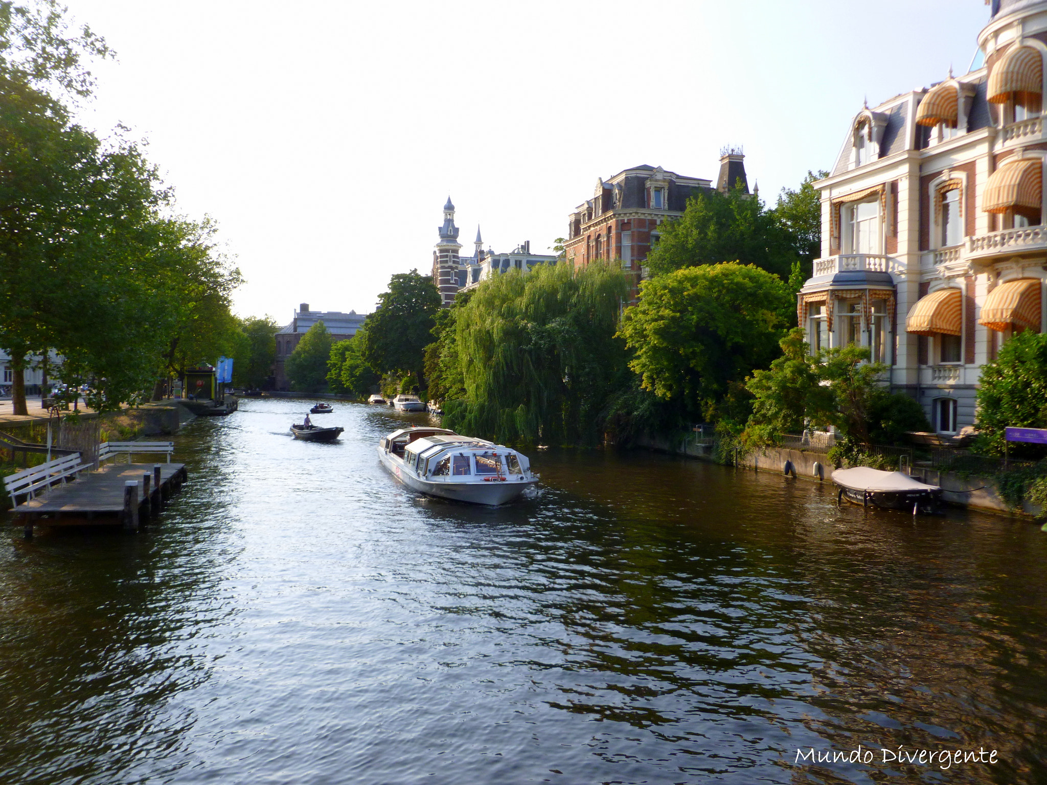 Panasonic DMC-FH25 sample photo. Canales photography