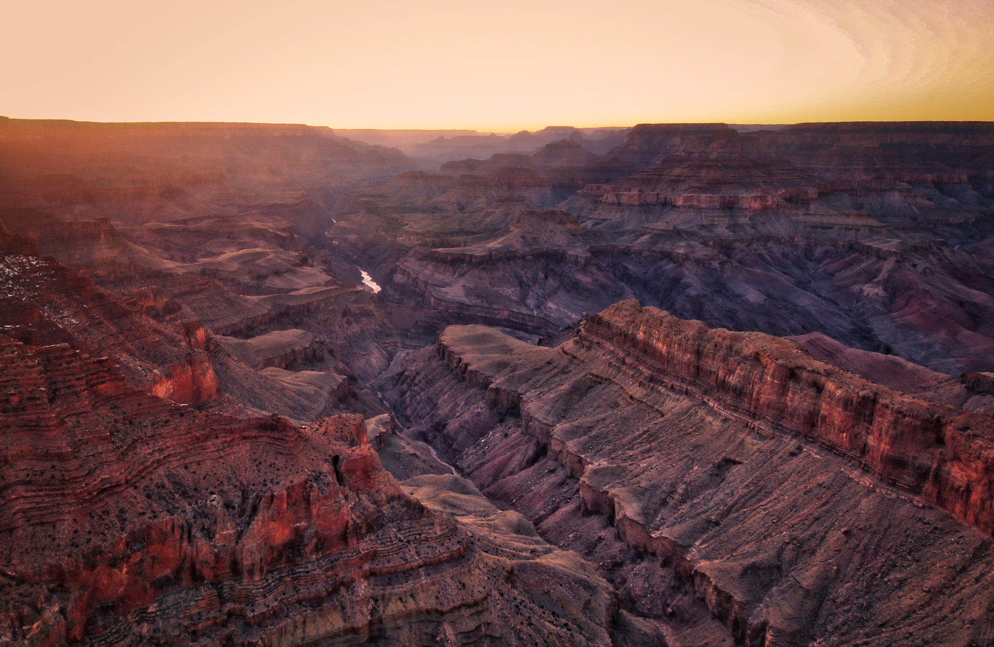 Canon EF-S 10-18mm F4.5–5.6 IS STM sample photo. Amazing moment in grand canyon photography