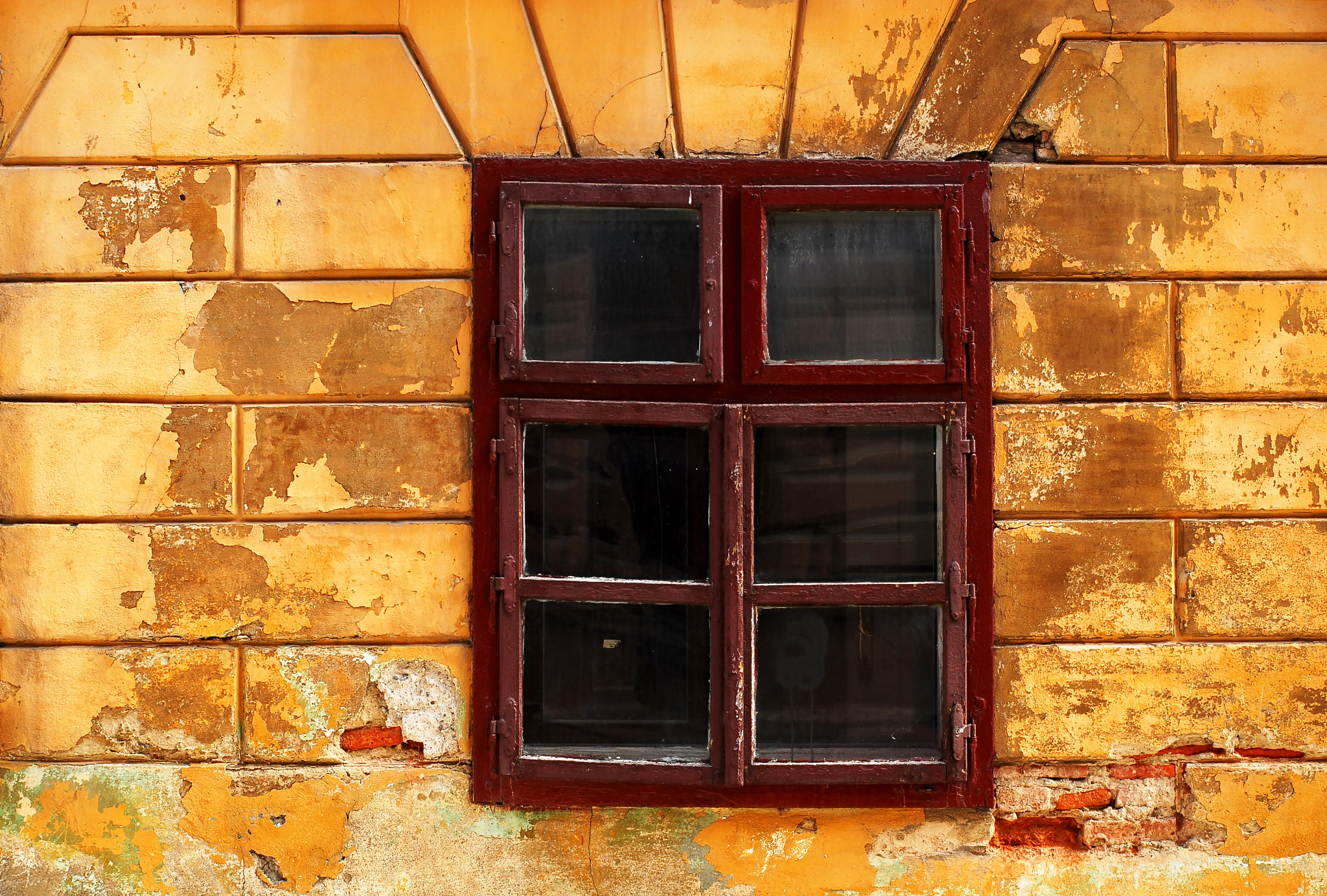 Nikon D200 sample photo. Brasov window ii photography