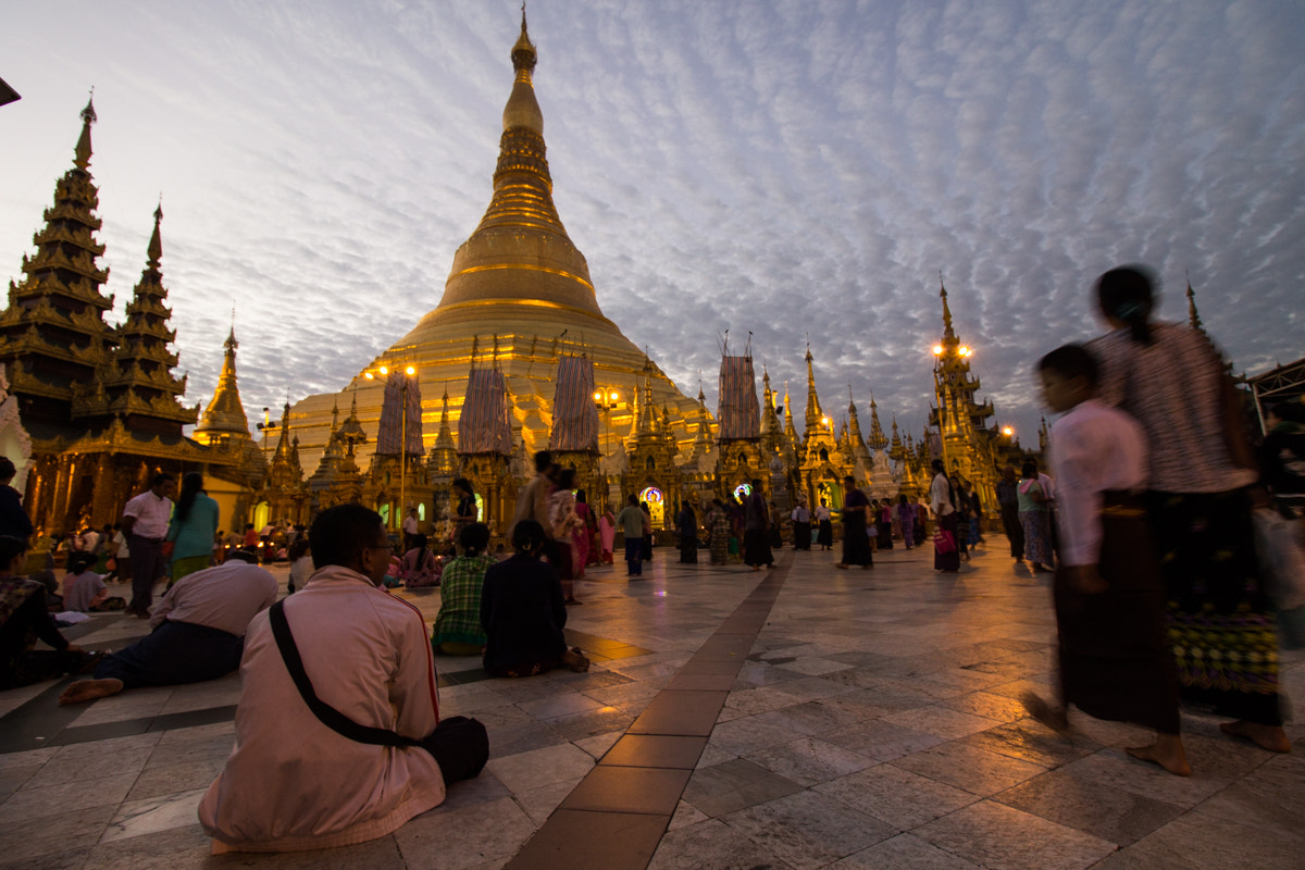 Canon EF-S 10-18mm F4.5–5.6 IS STM sample photo. Shwedagon pagoda, yangon photography