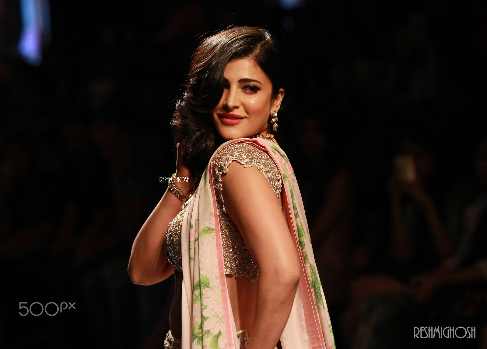 Canon EF 70-200mm F2.8L IS II USM sample photo. Shruti hassan photography