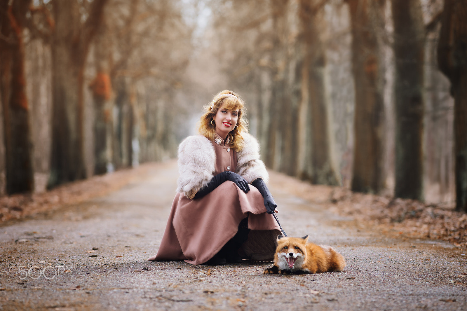 Sony Sonnar T* 135mm F1.8 ZA sample photo. Lady with a fox photography