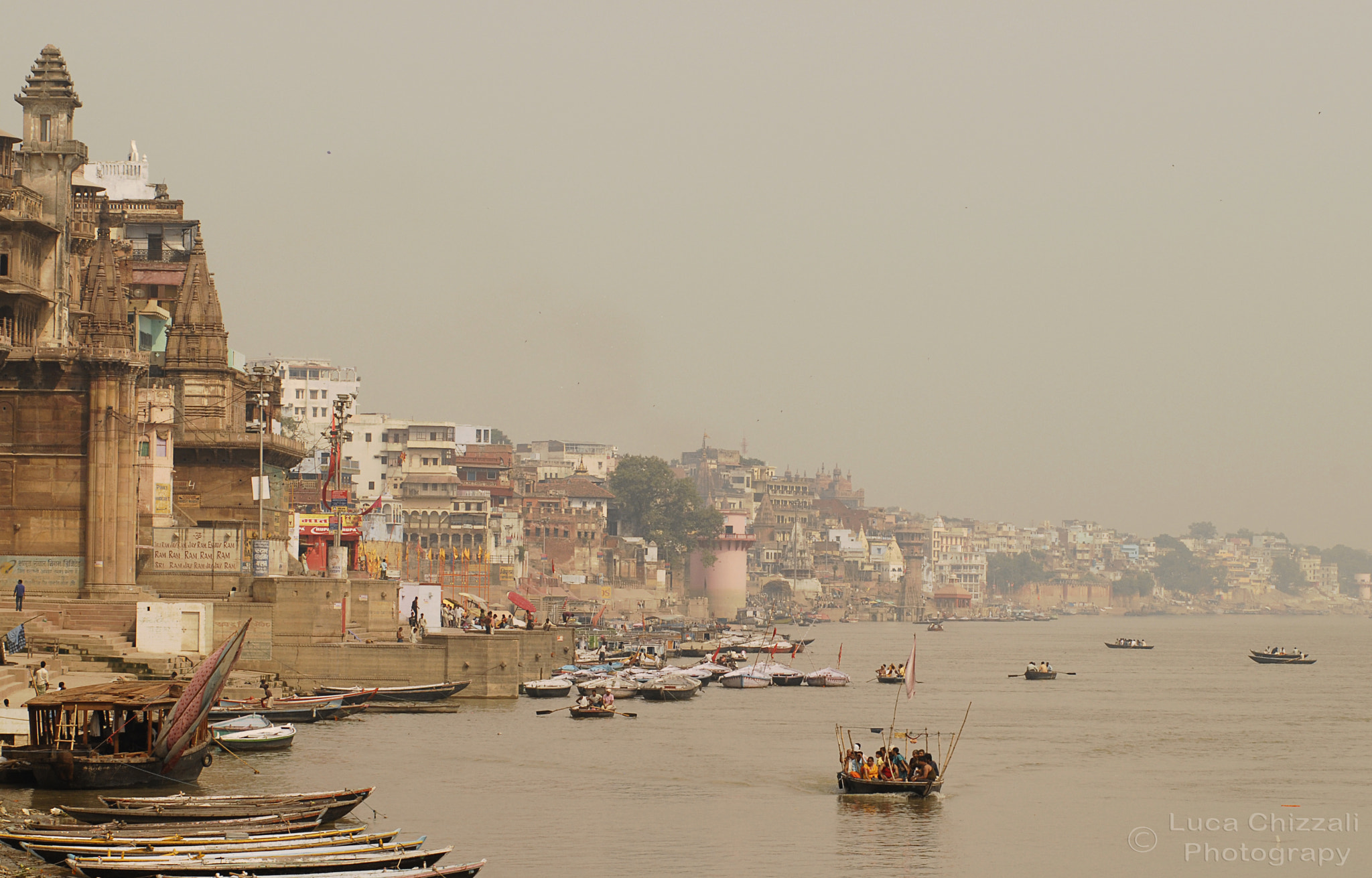 AF Zoom-Nikkor 80-200mm f/2.8 ED sample photo. Benares photography