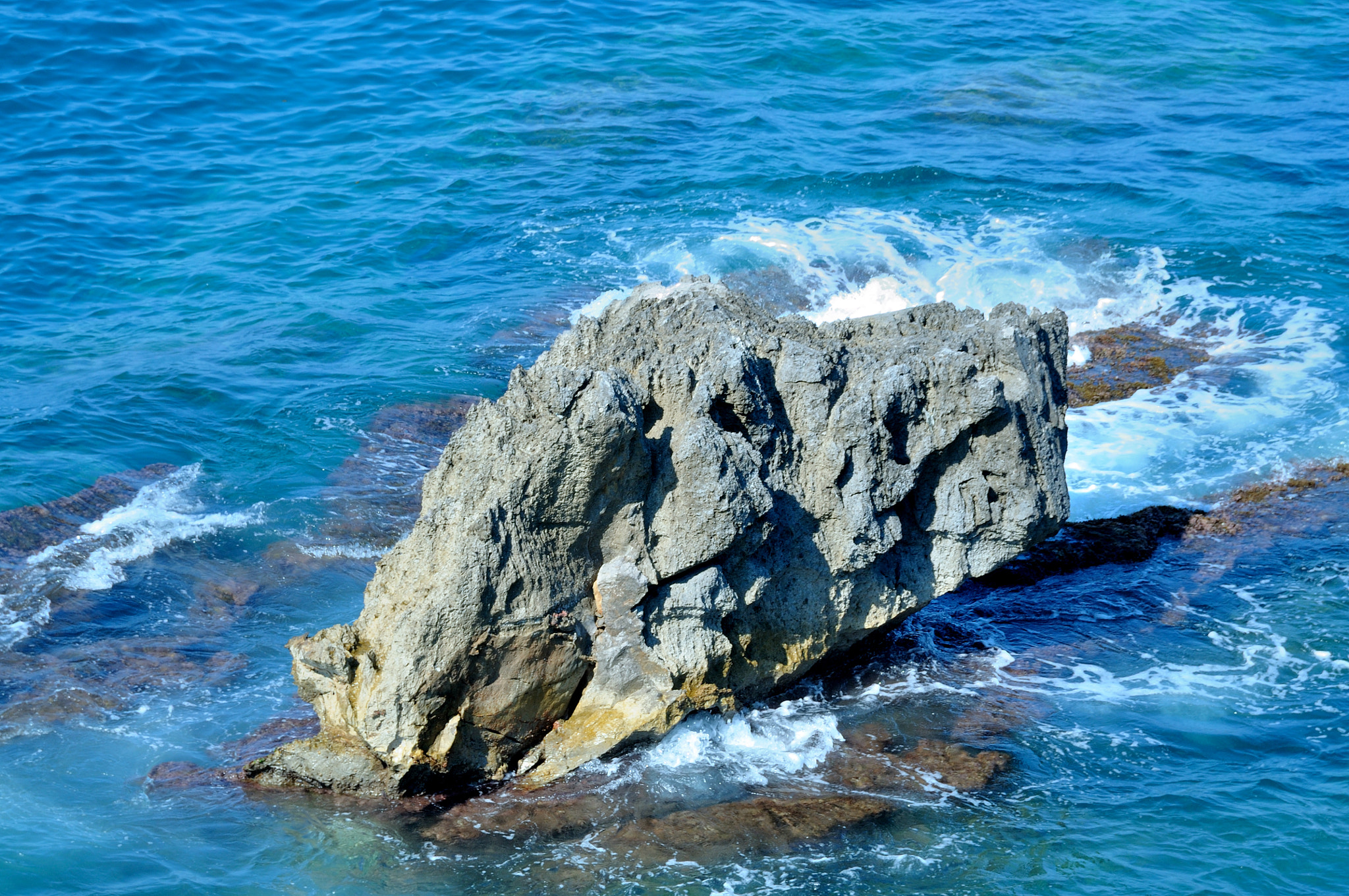 Sigma 18-125mm F3.8-5.6 DC OS HSM sample photo. Blue photography