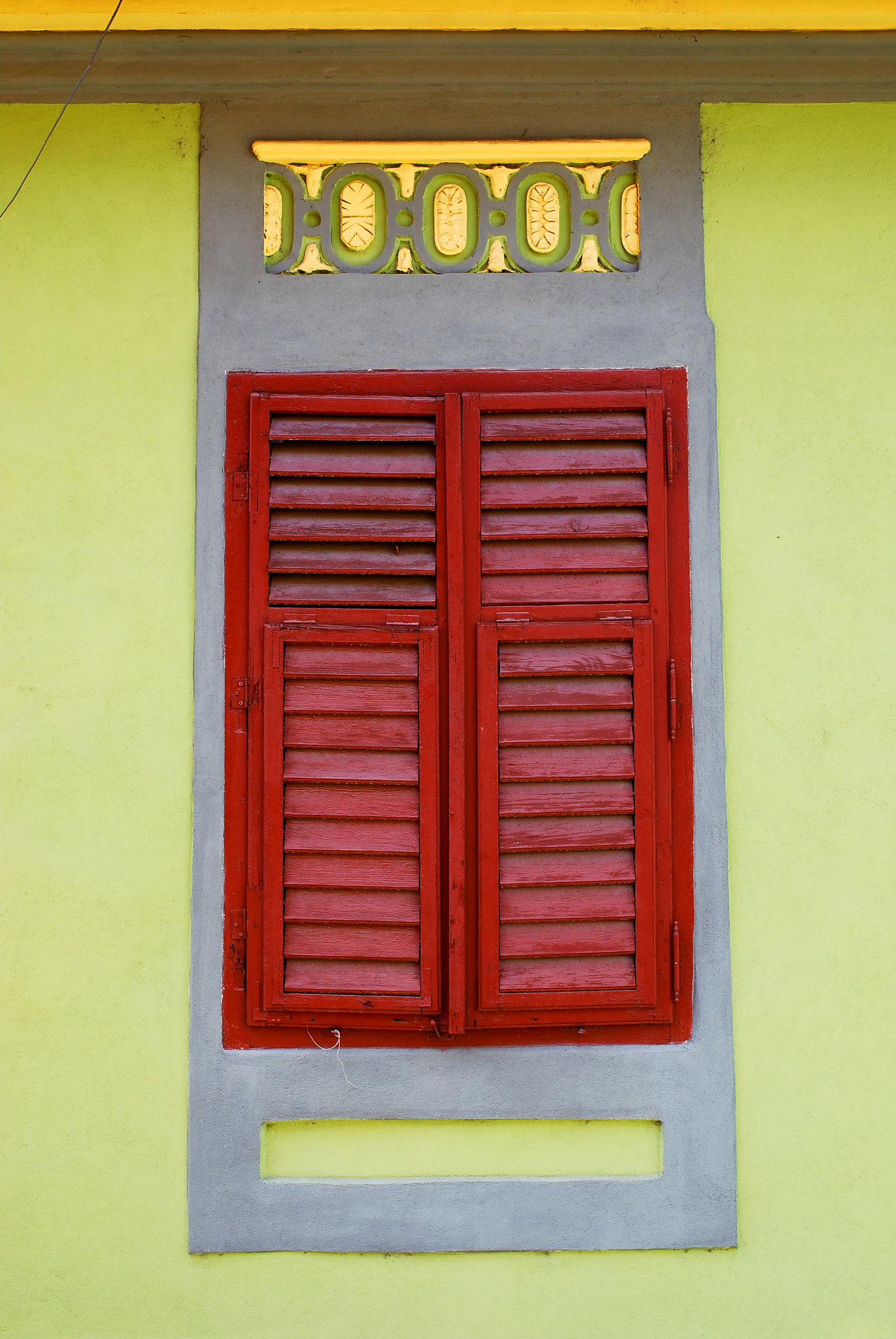 Nikon D200 sample photo. Sighisoara window 14 photography