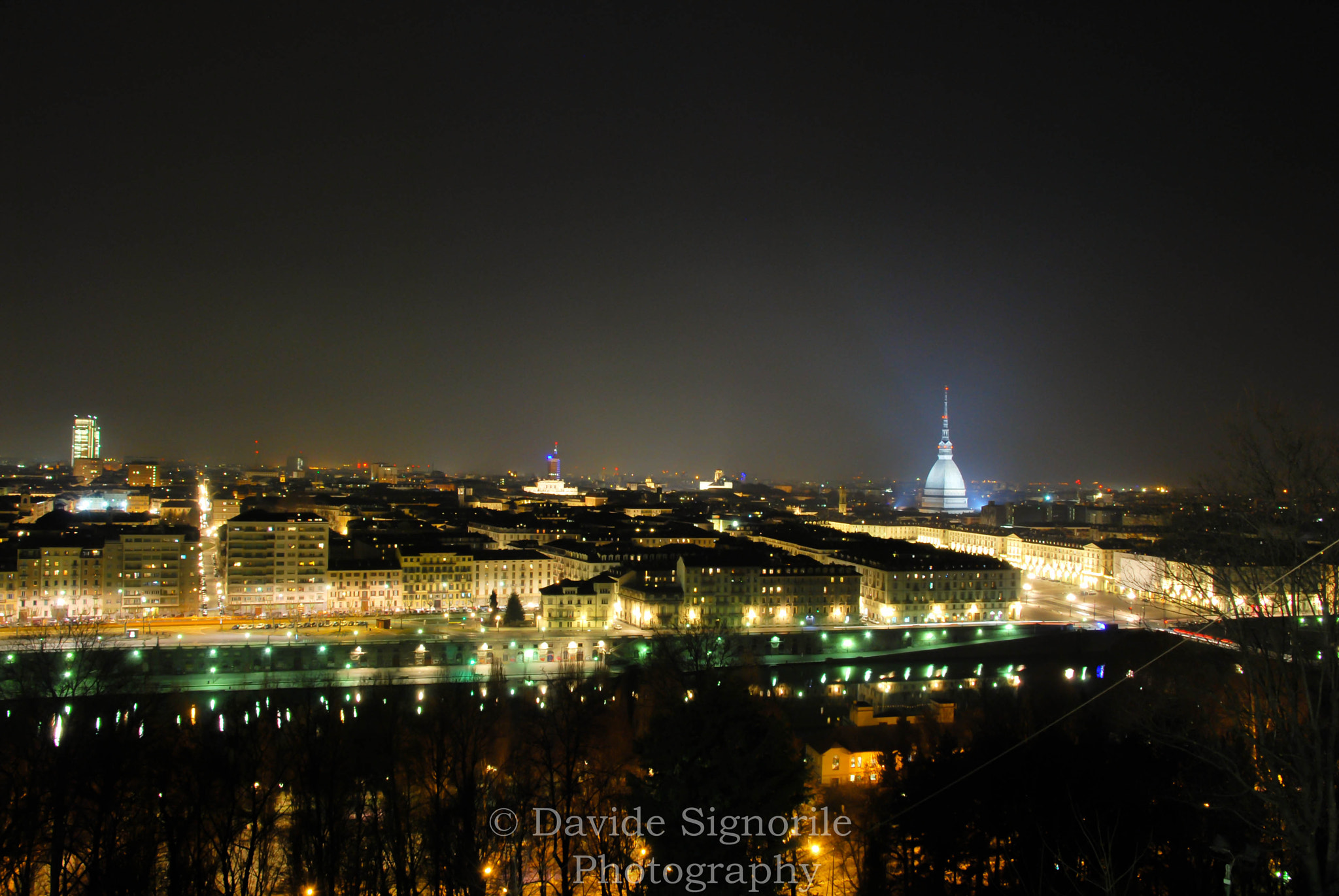 Nikon D60 sample photo. Torino di notte photography