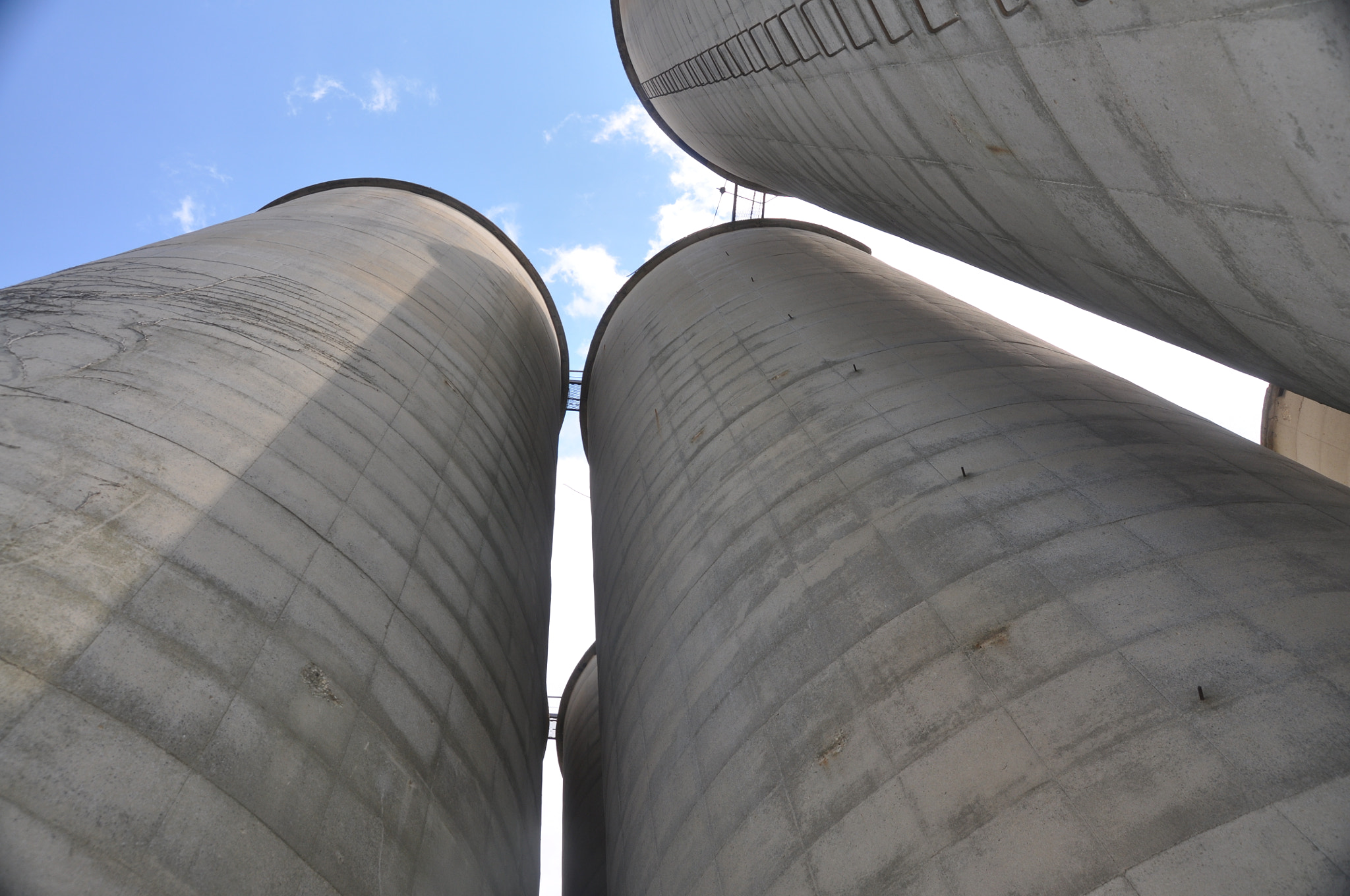 Sigma 18-250mm F3.5-6.3 DC Macro OS HSM sample photo. Grain elevators, grain silos photography