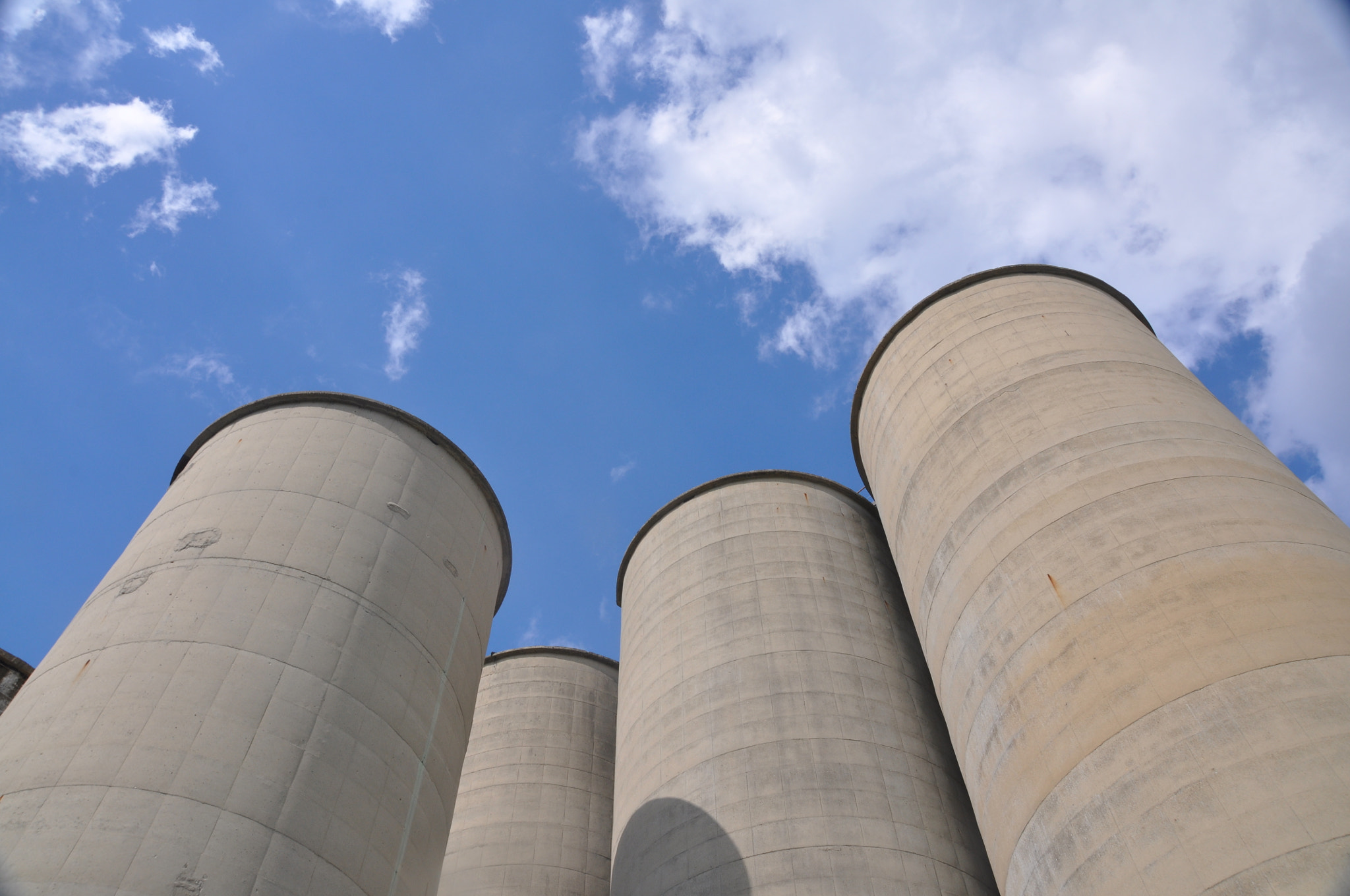 Sigma 18-250mm F3.5-6.3 DC Macro OS HSM sample photo. Grain elevators, grain silos photography