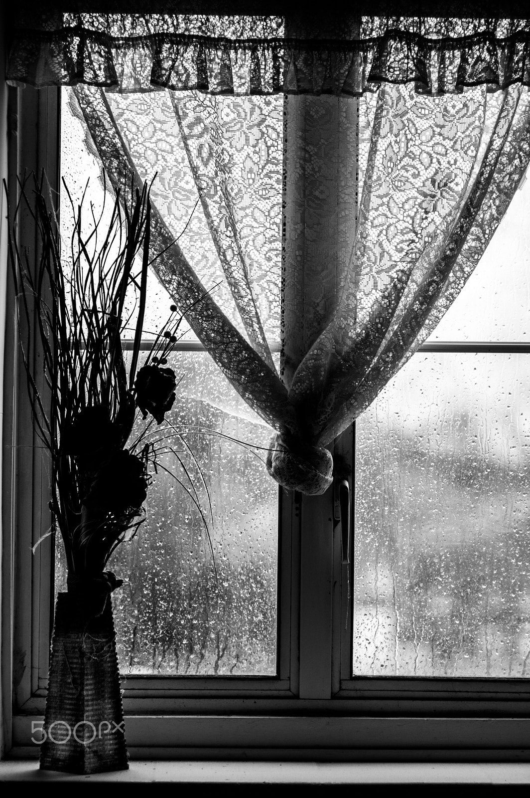 Pentax smc FA 77mm 1.8 Limited sample photo. Grandma's window photography