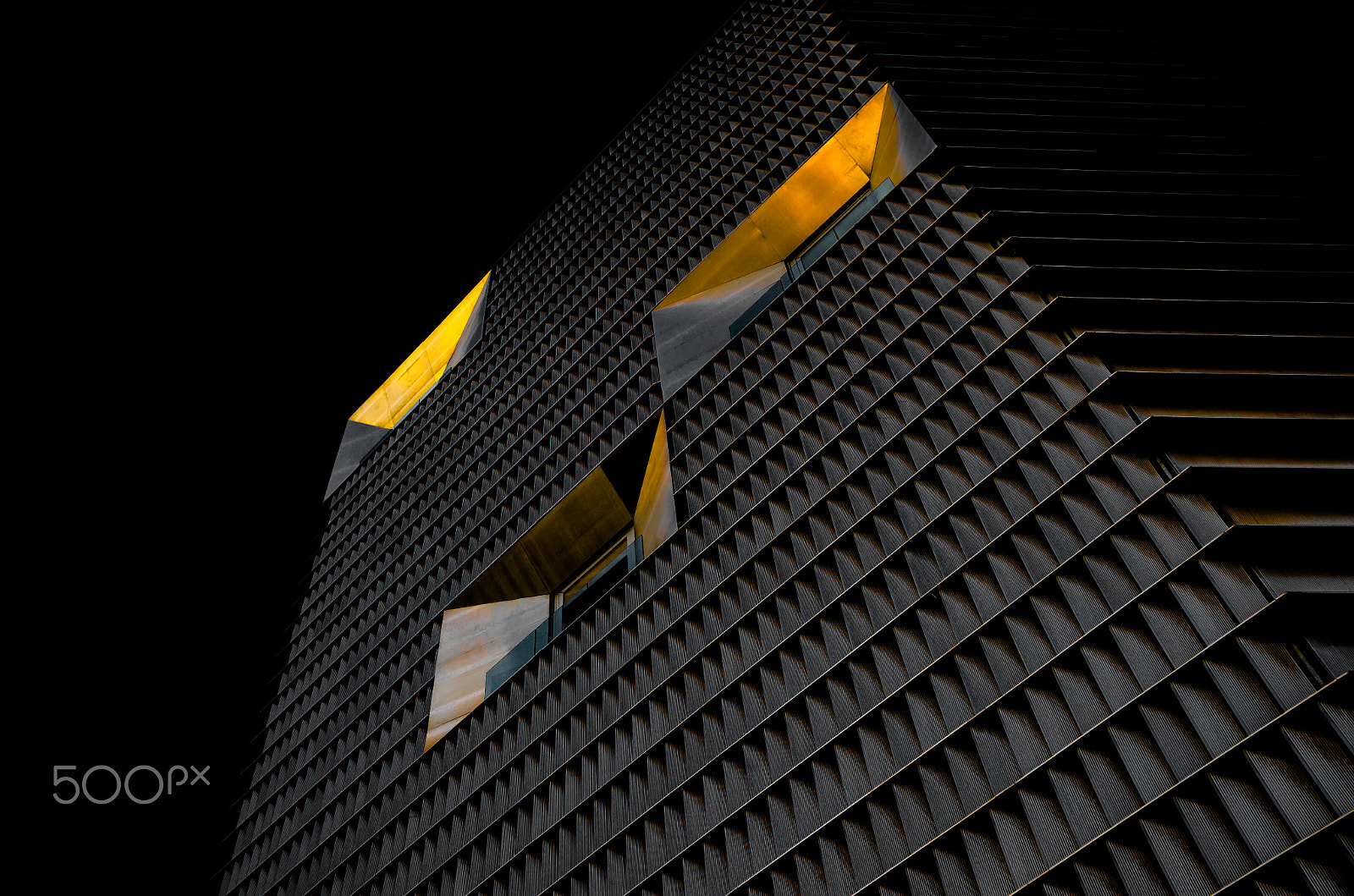 Sigma 17-70mm F2.8-4 DC Macro OS HSM | C sample photo. Three colour windows photography