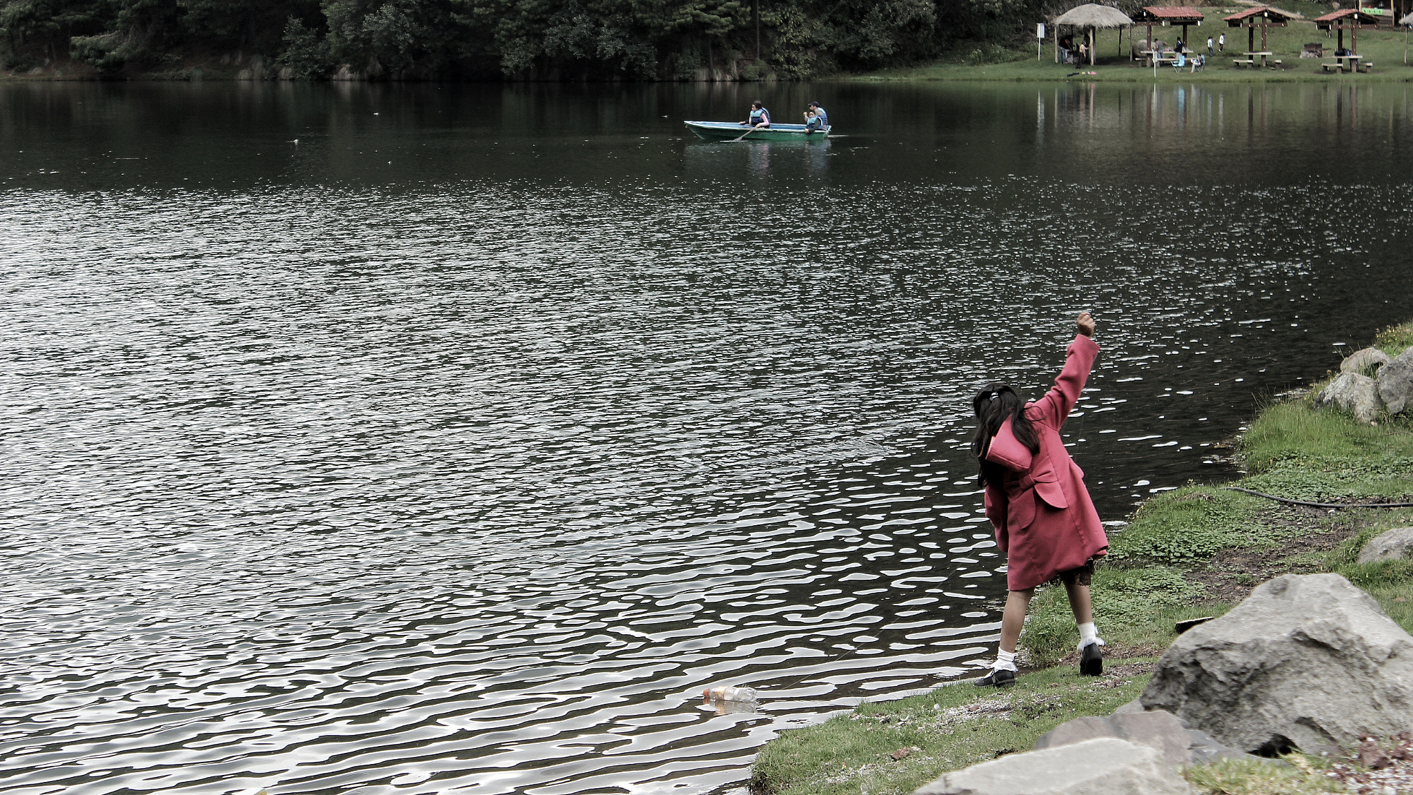 Canon EF-S 18-55mm F3.5-5.6 IS II sample photo. A little girl fishing/ villa del carbón méxico september 2015 photography