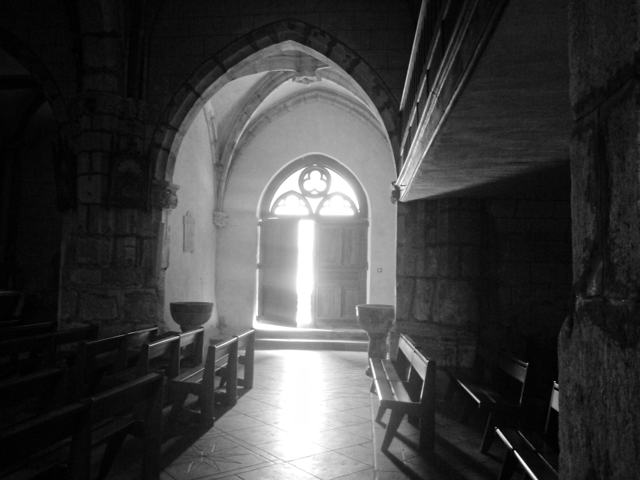 Panasonic DMC-FT1 sample photo. Quézac, the church door photography