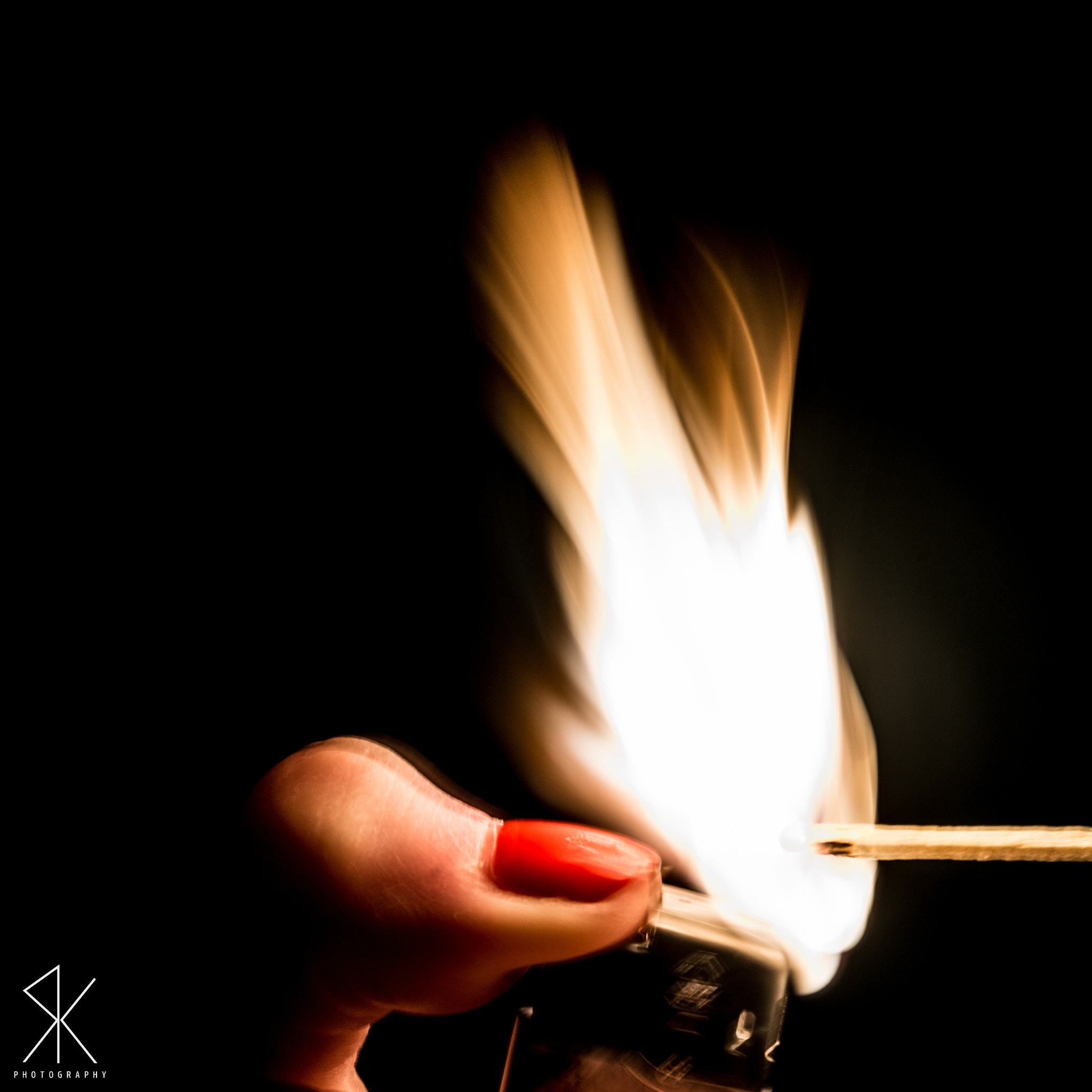 Sigma 150mm F2.8 EX DG Macro HSM sample photo. Ignition photography
