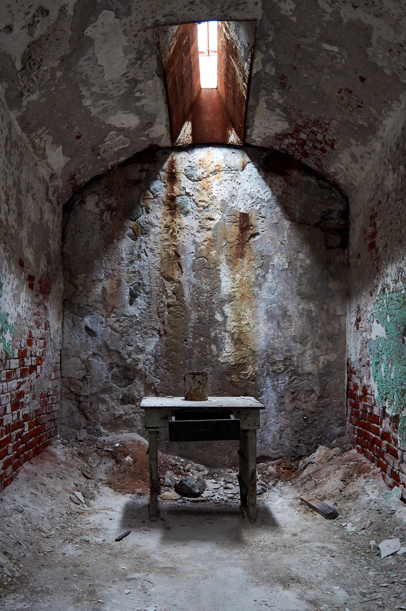 Sony SLT-A37 + Sony DT 16-50mm F2.8 SSM sample photo. Eastern state penitentiary 2 photography