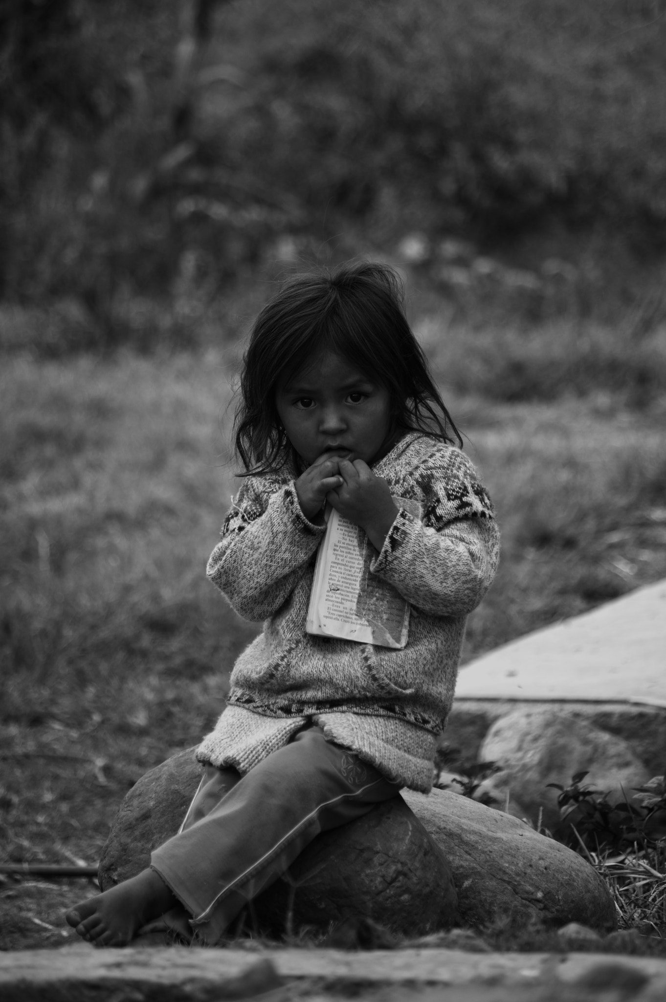 Pentax smc DA 50-200mm F4-5.6 ED sample photo. Girl with the book (bolivia2016) photography