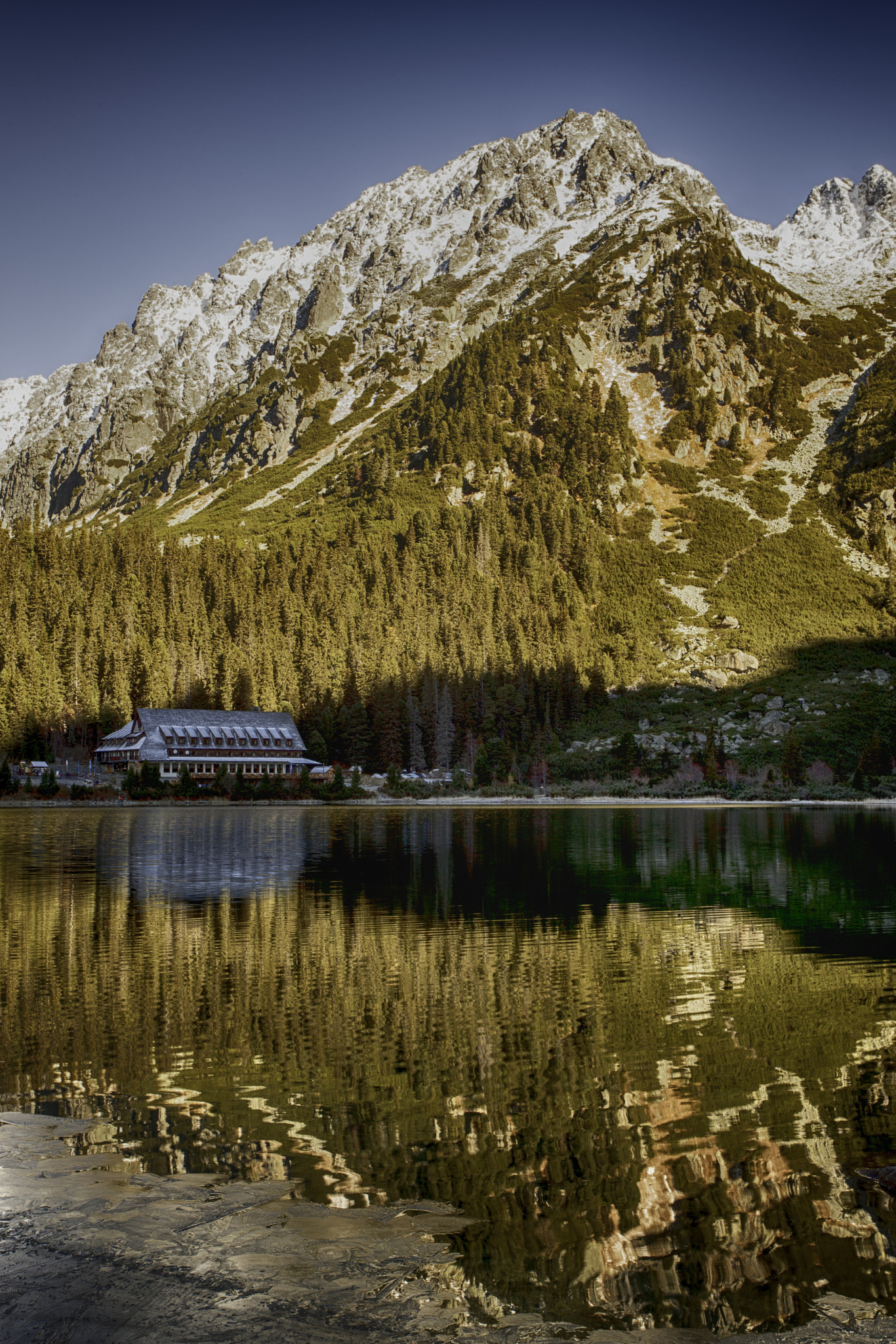 Canon EOS-1Ds Mark III sample photo. Morning reflection photography