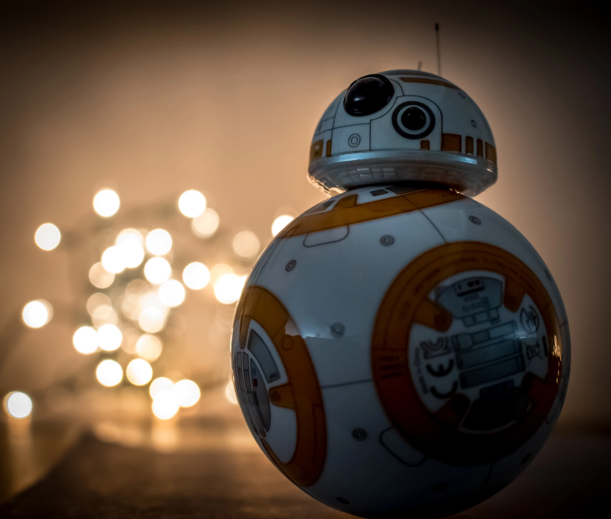 Canon EOS 7D Mark II + Canon EF-S 18-55mm F3.5-5.6 IS STM sample photo. Bb-8 photography