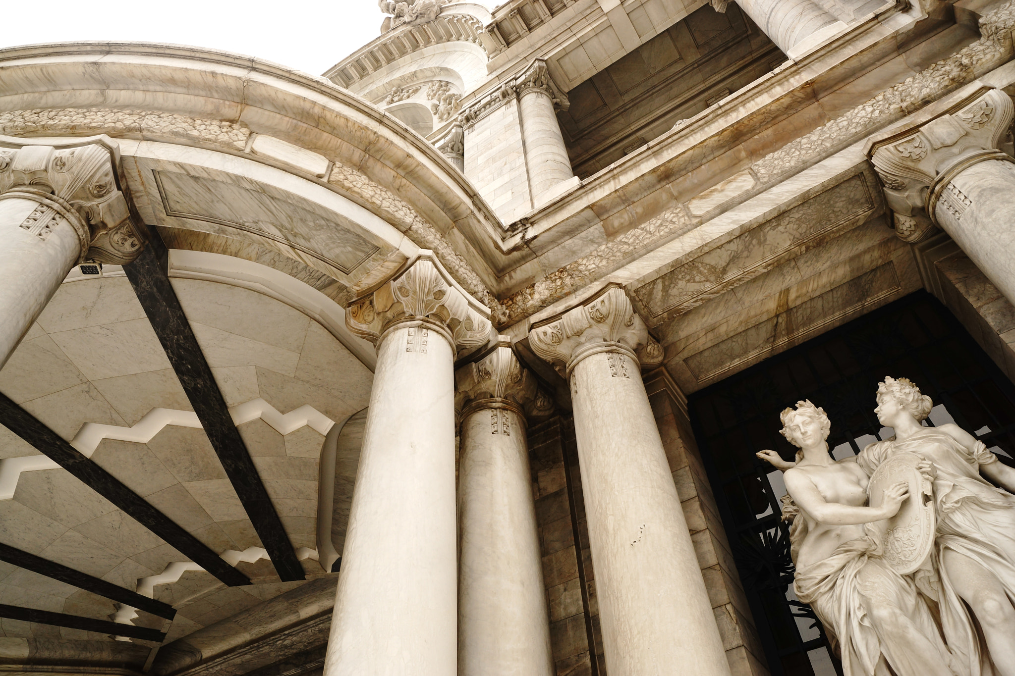 Sony SLT-A99V sample photo. Bellas artes  photography