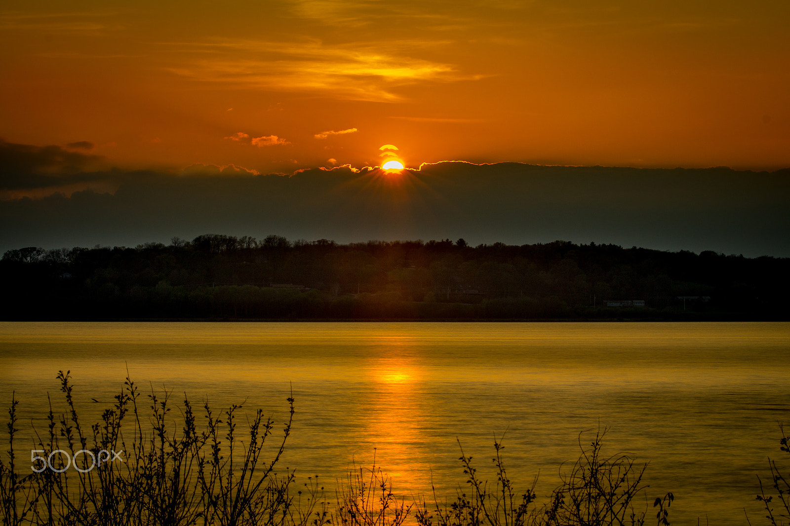 Sigma 70-200mm F2.8 EX DG OS HSM sample photo. Sunset going down photography
