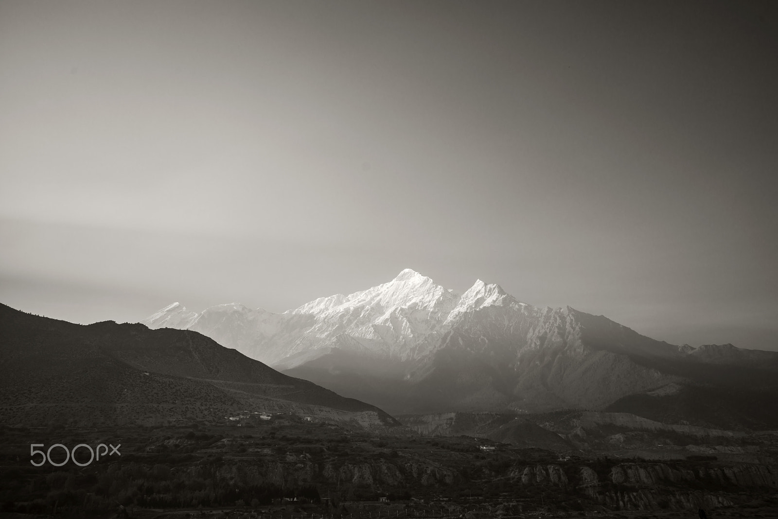 Sigma 12-24mm F4.5-5.6 EX DG Aspherical HSM sample photo. Morning lights on mt.nilgiri photography