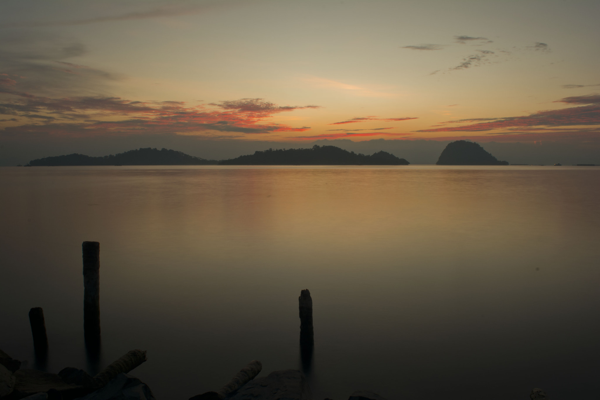 Nikon AF-S Nikkor 17-35mm F2.8D ED-IF sample photo. Tarahan photography