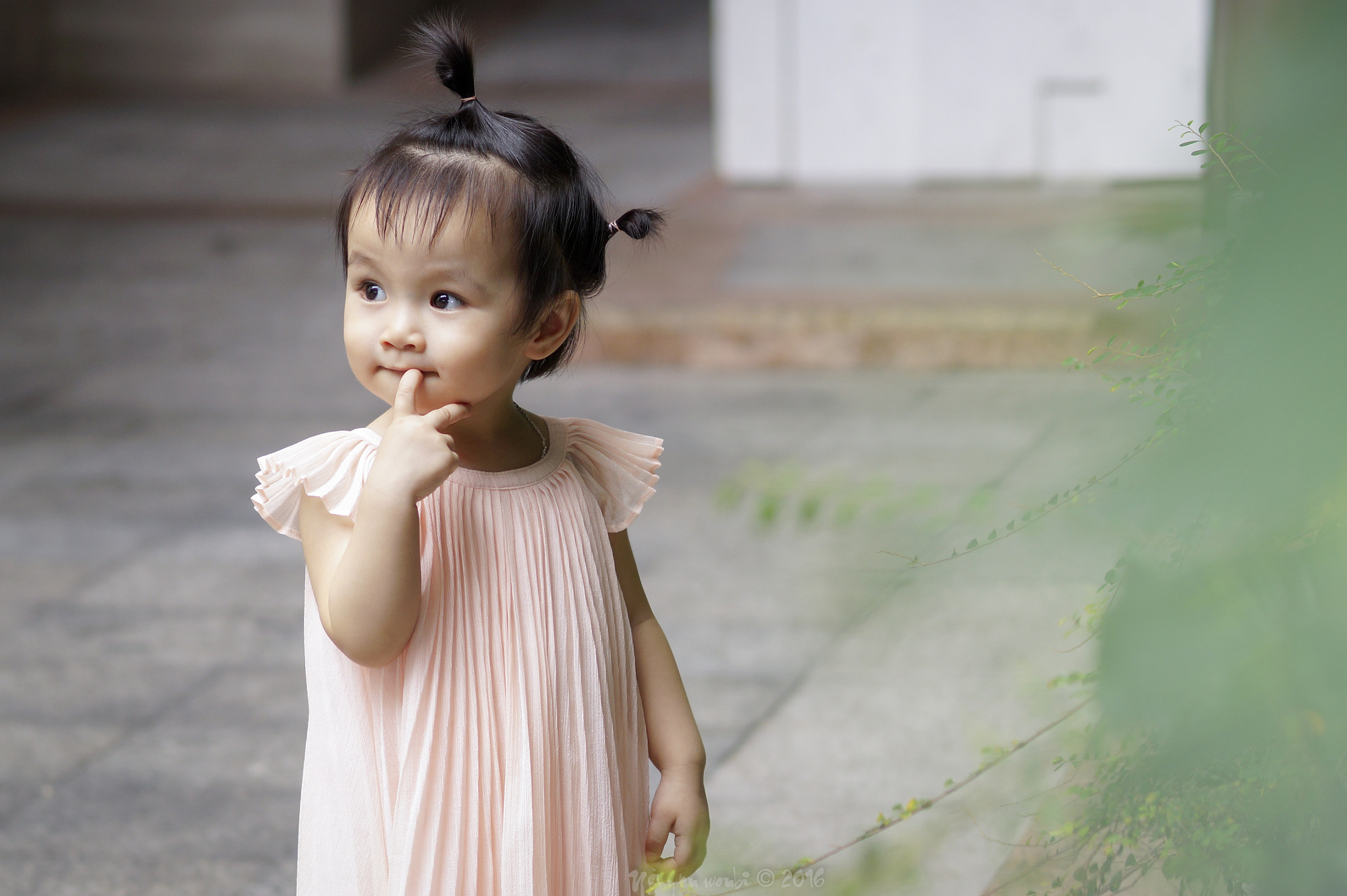 Sony SLT-A58 + Sony 85mm F2.8 SAM sample photo. Thinking photography