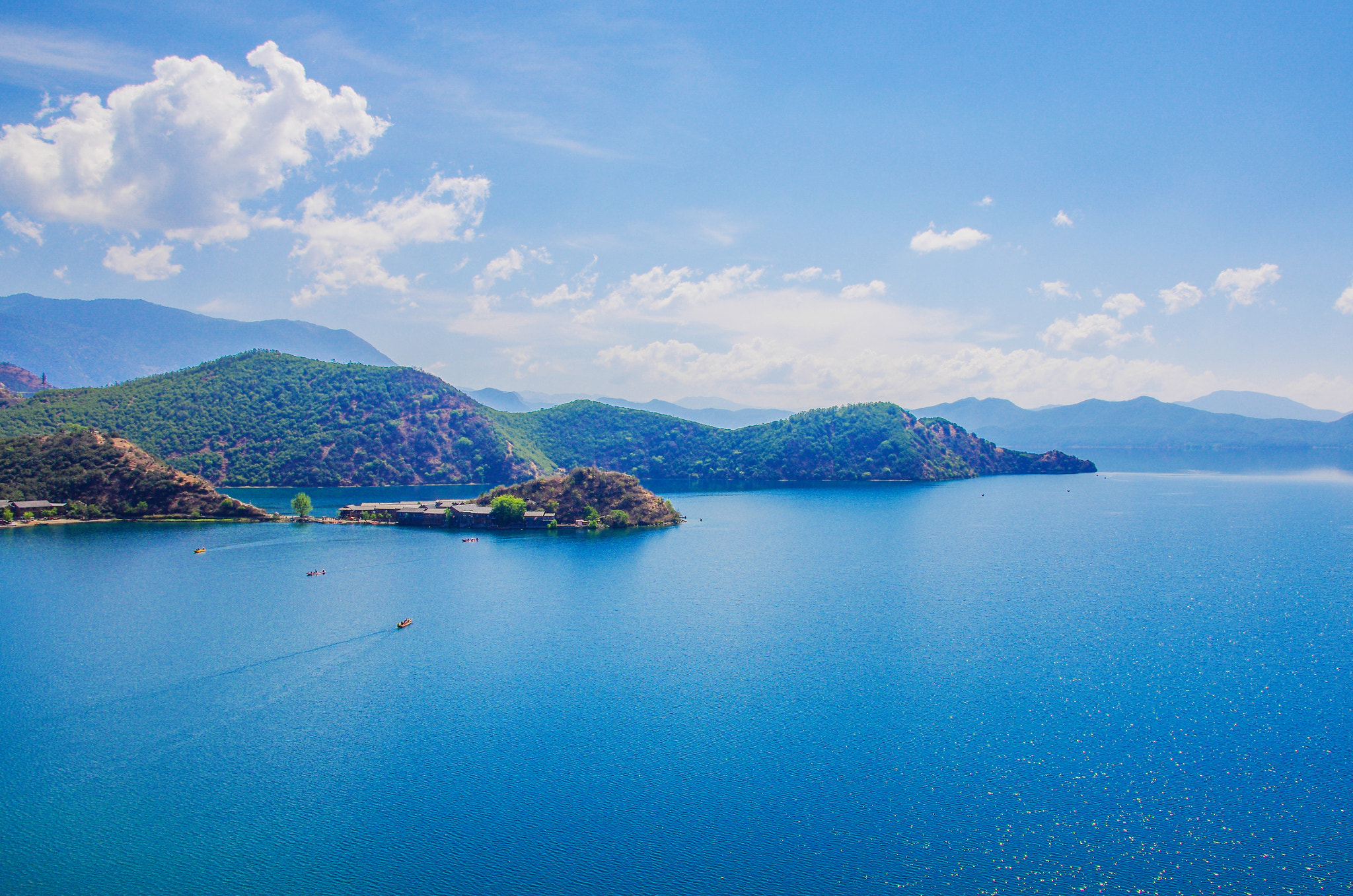Sigma 17-50mm F2.8 EX DC HSM sample photo. Lugu lake photography