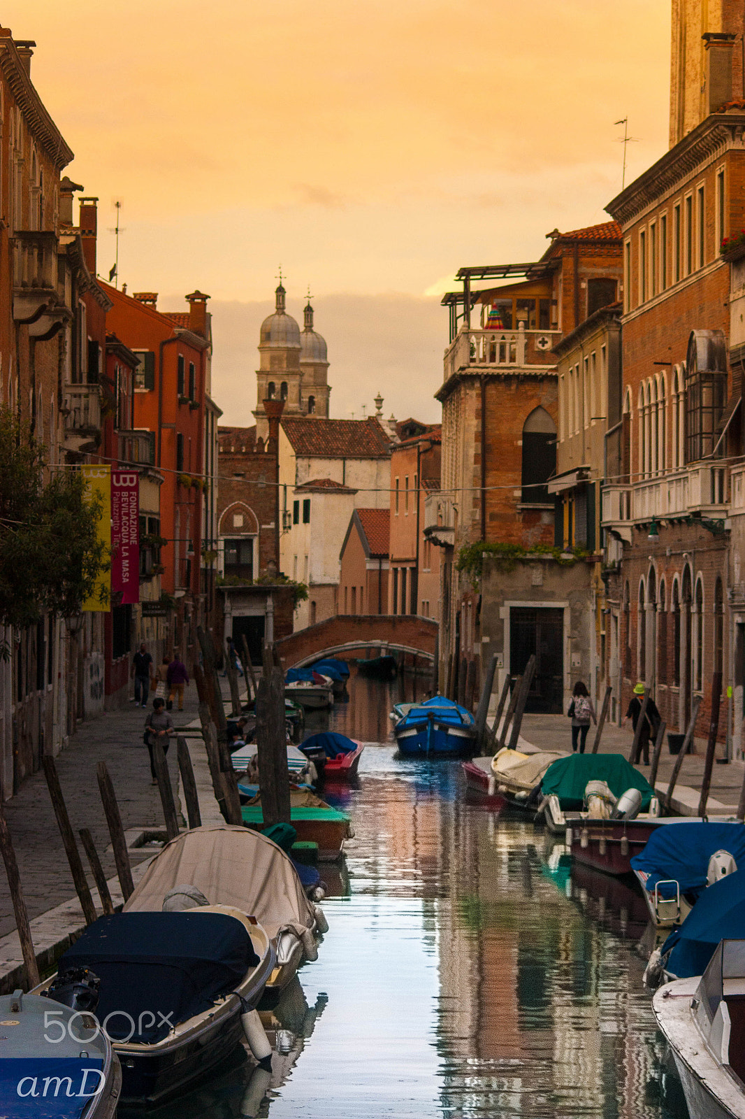Sigma 70-300mm F4-5.6 APO DG Macro sample photo. Venezia photography