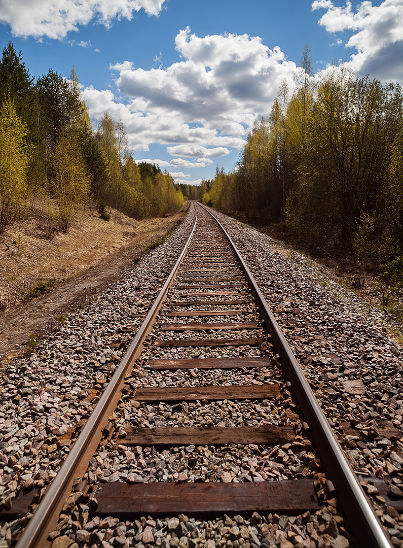 Olympus Zuiko Digital ED 12-60mm F2.8-4.0 SWD sample photo. Railroad photography