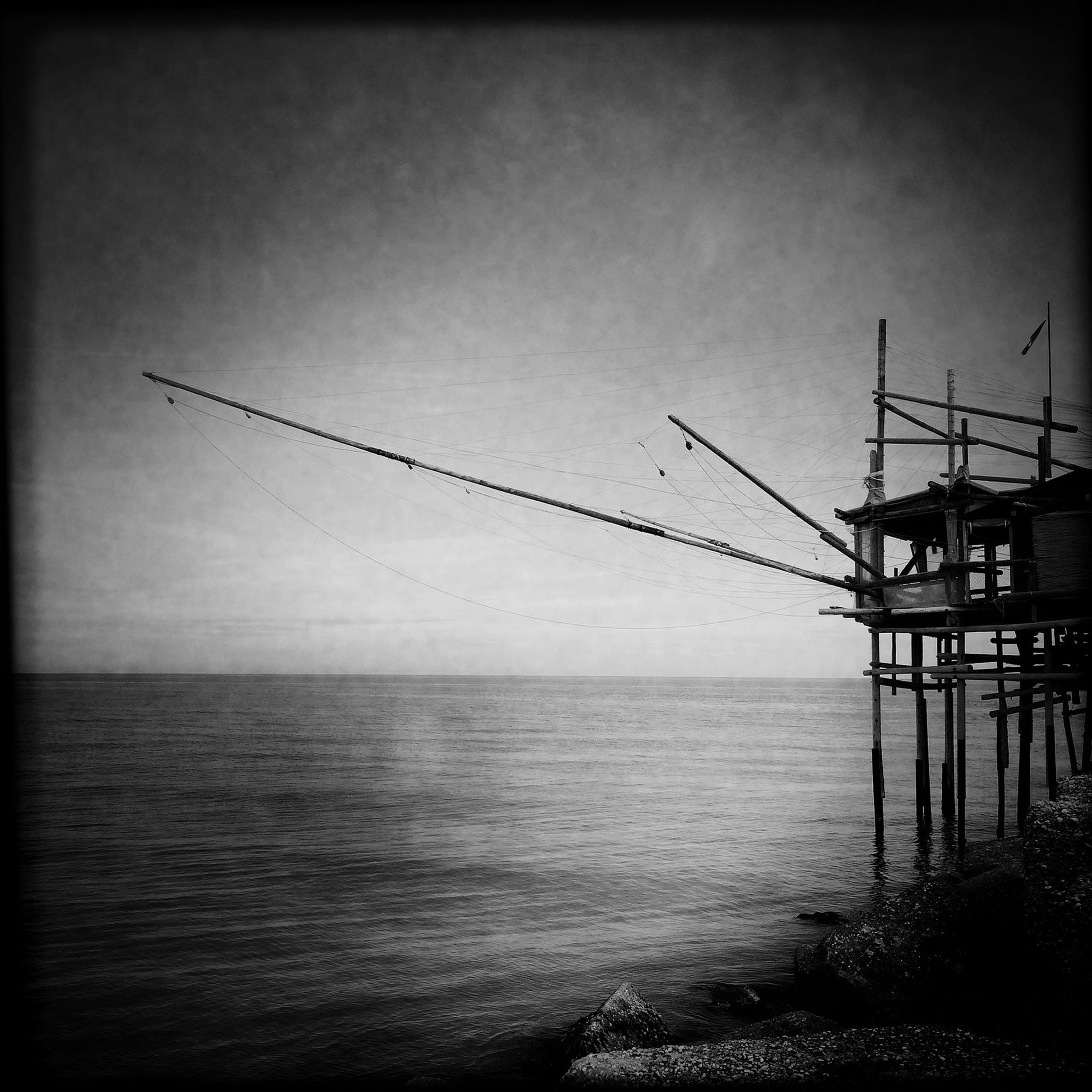 Hipstamatic 312 sample photo. Trabocco photography