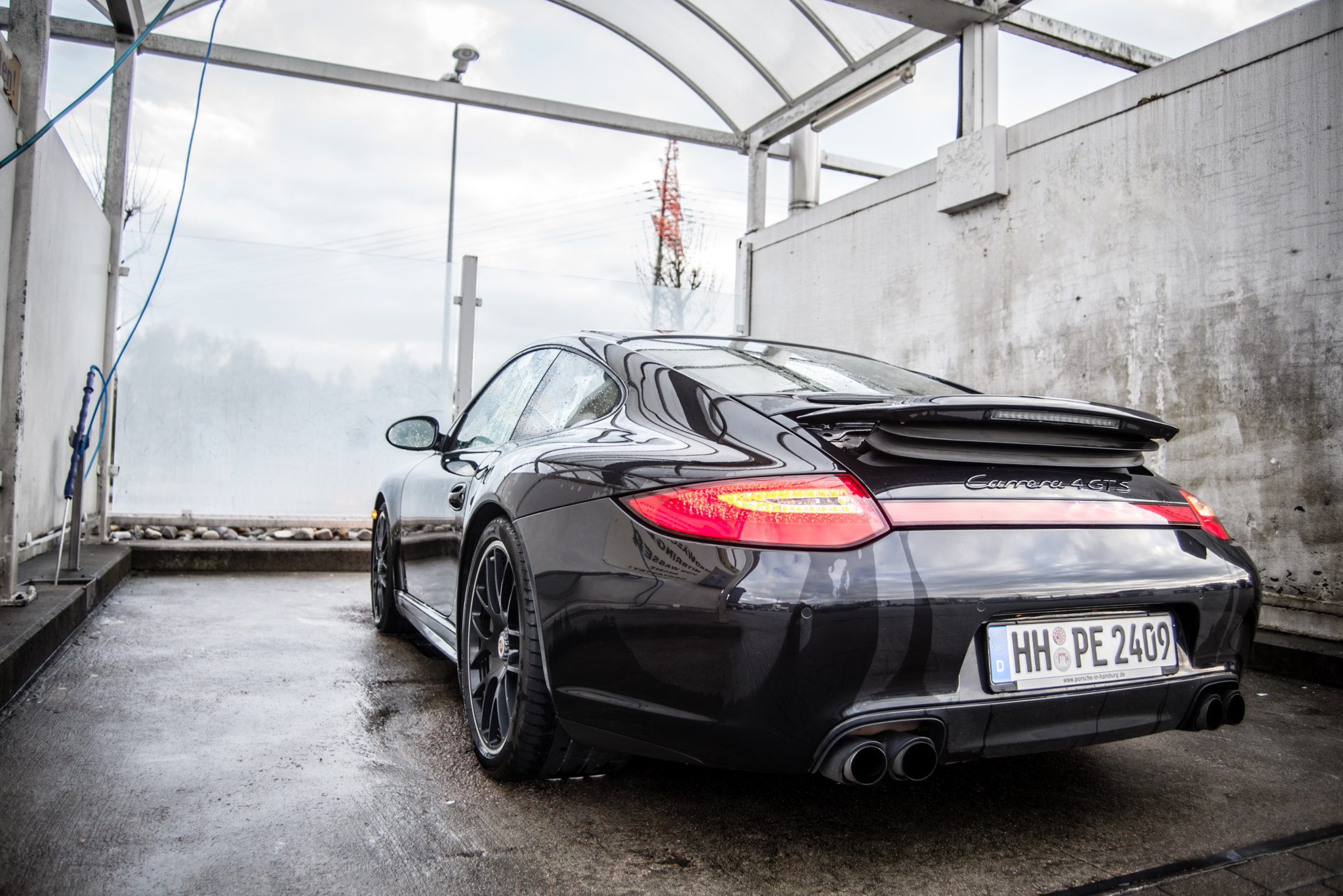 AF Zoom-Nikkor 24-50mm f/3.3-4.5 sample photo. Porsche 911 gts photography