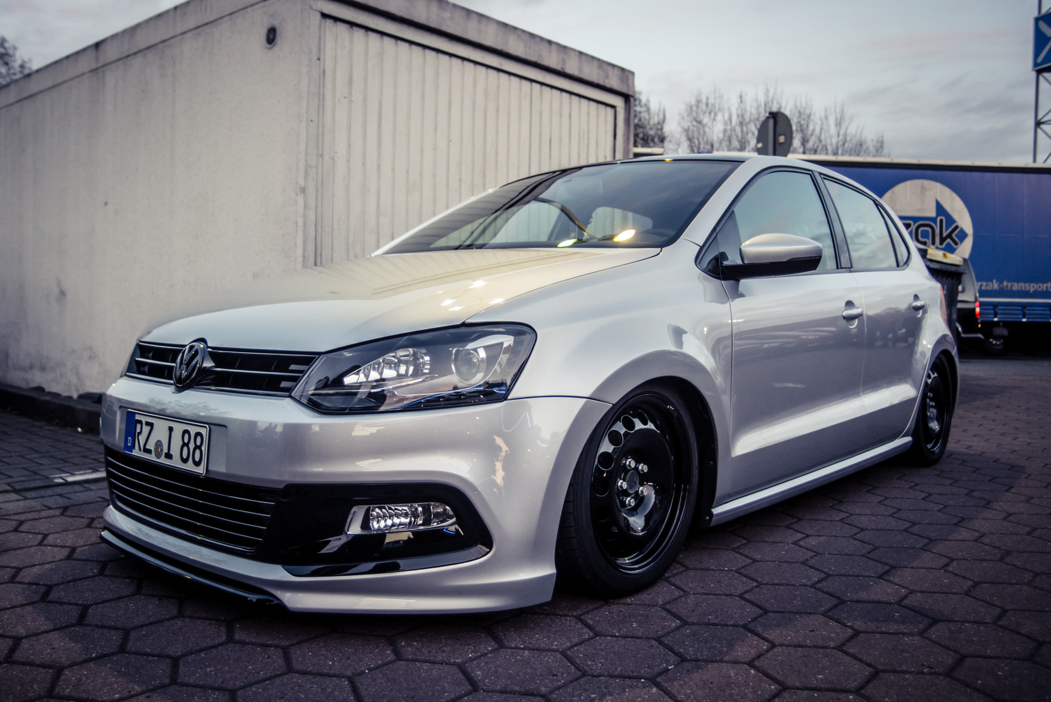 AF Zoom-Nikkor 24-50mm f/3.3-4.5 sample photo. Tuning vw photography