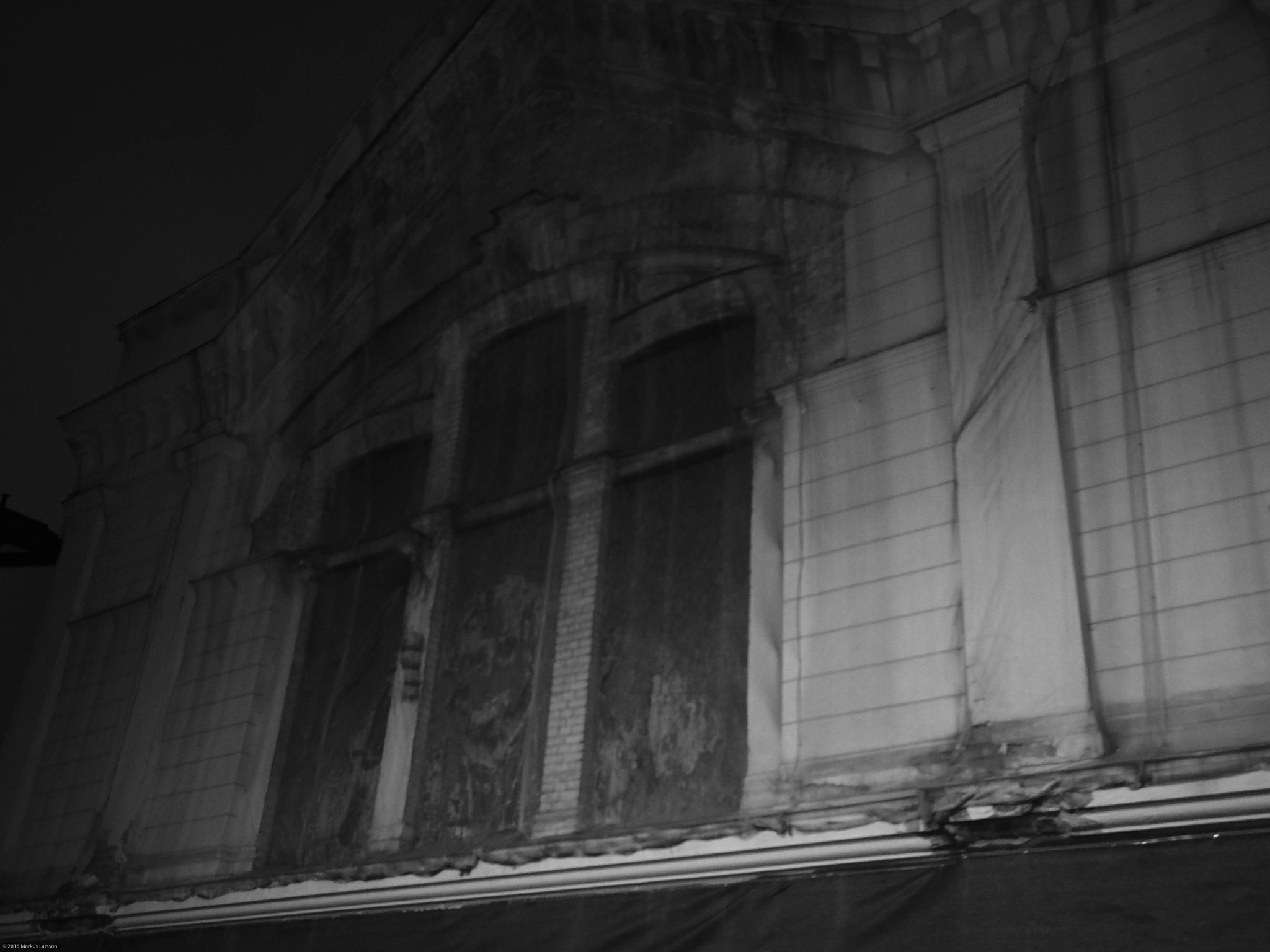 Olympus M.Zuiko Digital 17mm F1.8 sample photo. Ghost in window photography