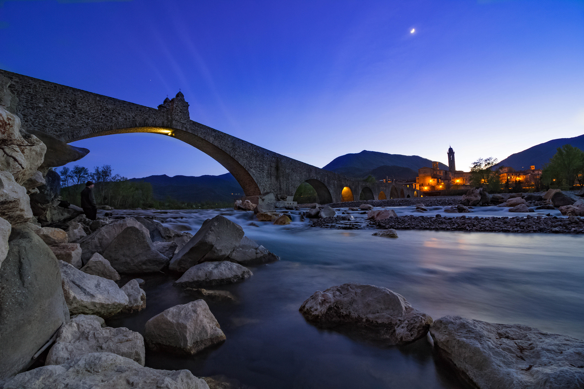 Canon EF-S 10-18mm F4.5–5.6 IS STM sample photo. Ponte gobbo - devil bridge photography