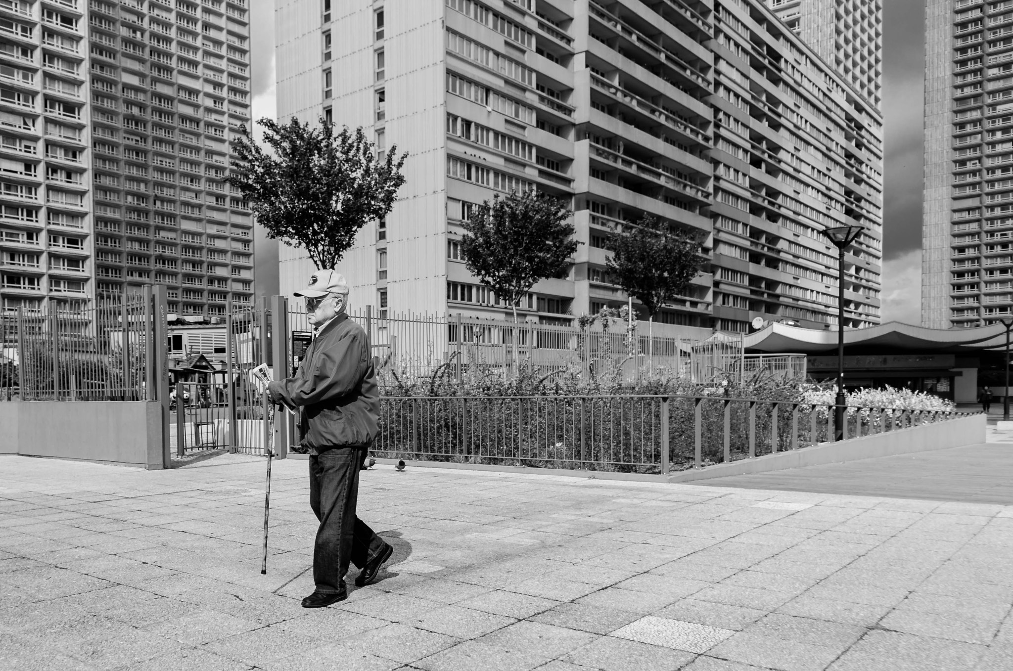HD Pentax DA 15mm F4 ED AL Limited sample photo. Chinese neighborhoods photography