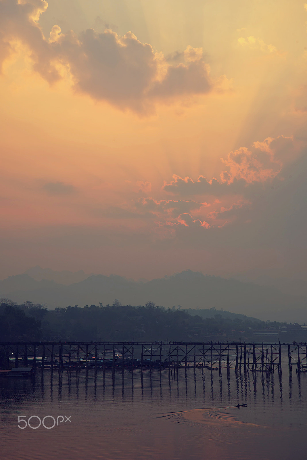 Nikon D600 sample photo. Stunning view from wood bridge (mon bridge) in mis photography