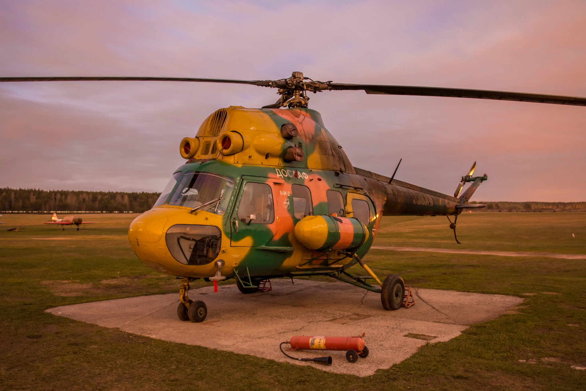 Canon EF 20mm F2.8 USM sample photo. Helicopter photography