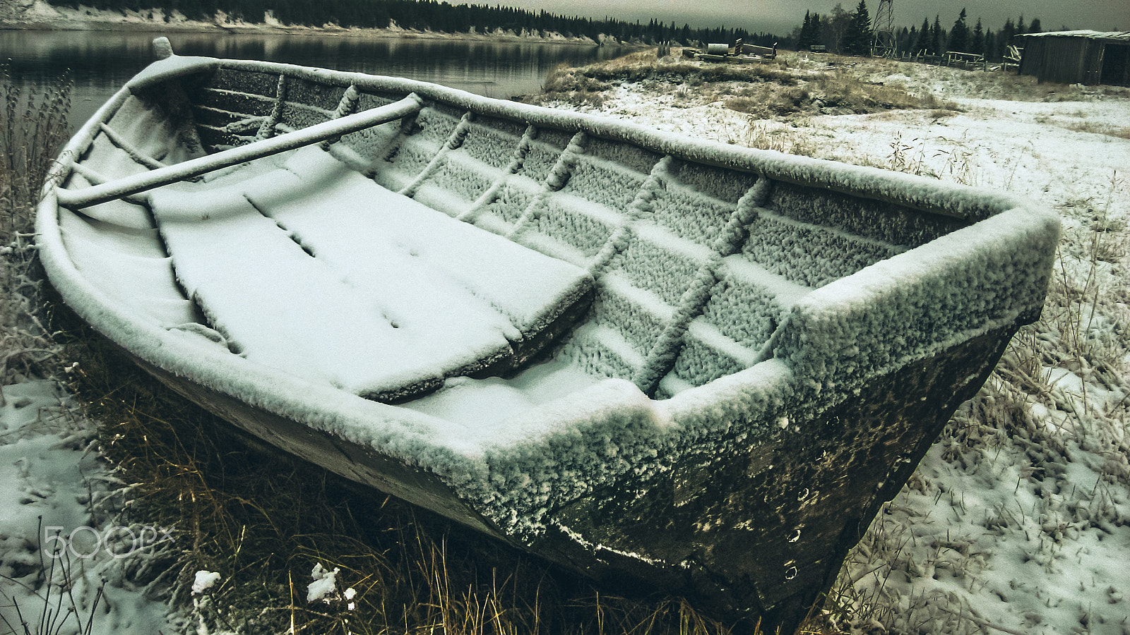 Canon POWERSHOT A540 sample photo. Old boat in the snow photography