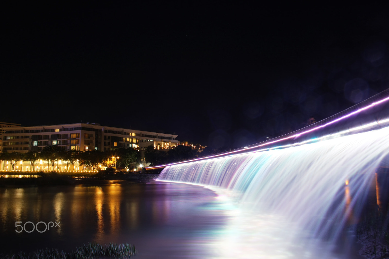 Canon EF-S 18-55mm F3.5-5.6 sample photo. [vuong van]_saigon_anhsao bridge photography