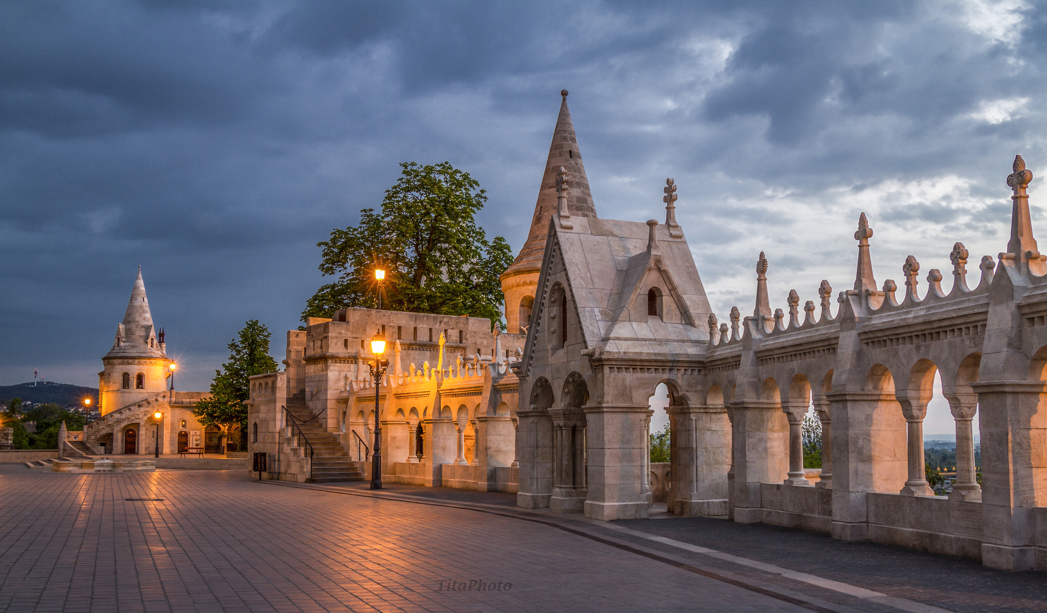 Canon EF-S 18-135mm F3.5-5.6 IS STM sample photo. Halászbástya, budapest photography