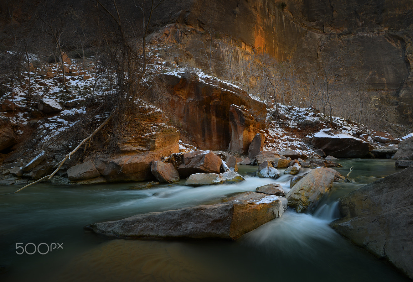 Nikon AF-S Nikkor 17-35mm F2.8D ED-IF sample photo. Zion national park photography
